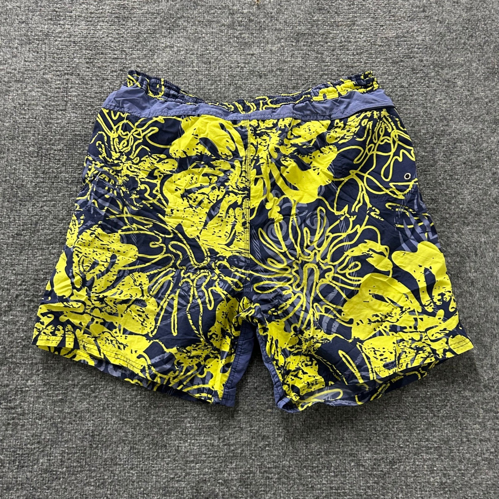 Sand N Sun Swim Trunks Mens Size L Navy Yellow Hibiscus Floral Mesh Lined Beach