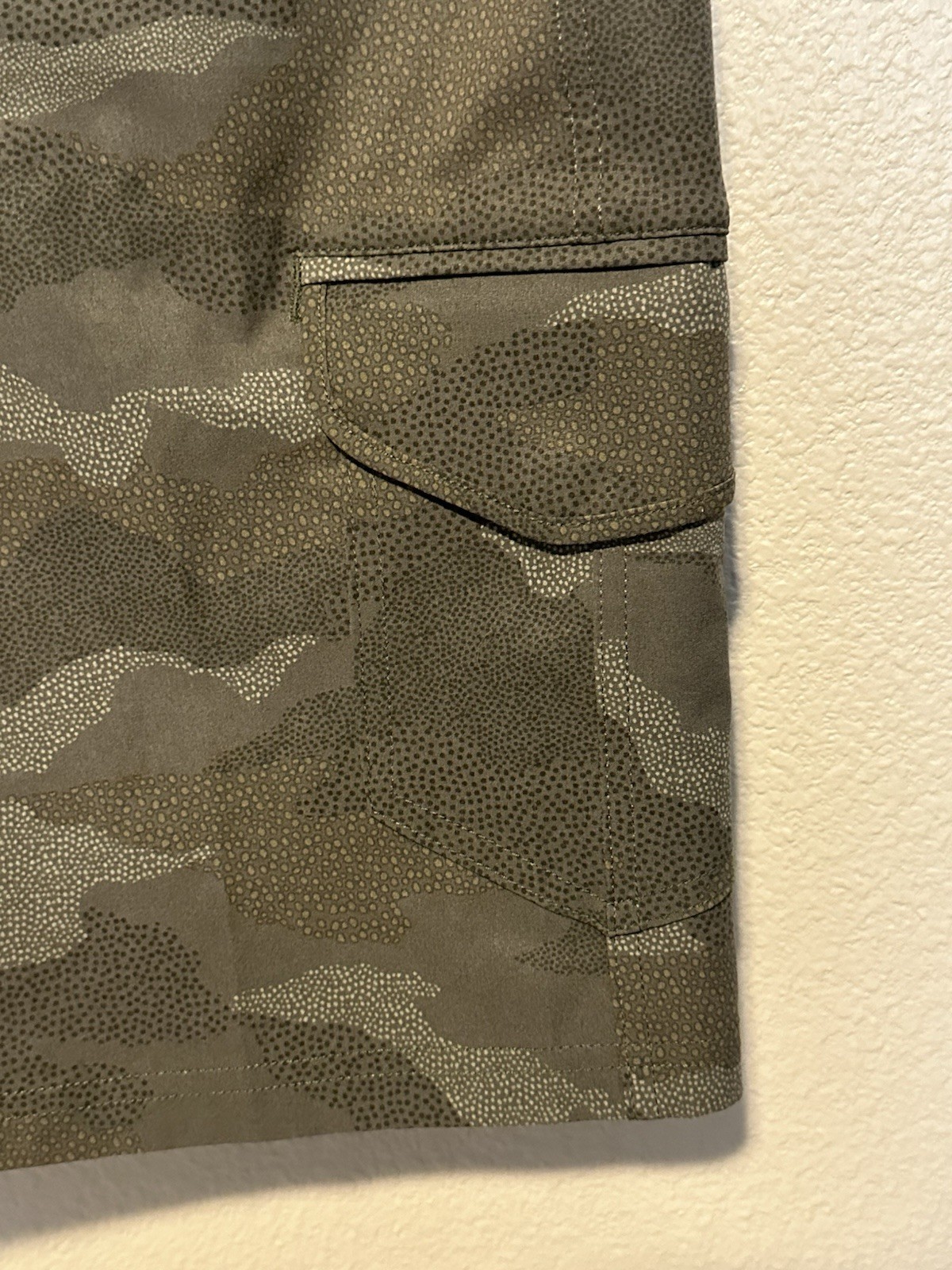 KUHL Freeflex Cargo Short 10″ in Olive Camo Women’s sz.12 NWT Hiking Fishing