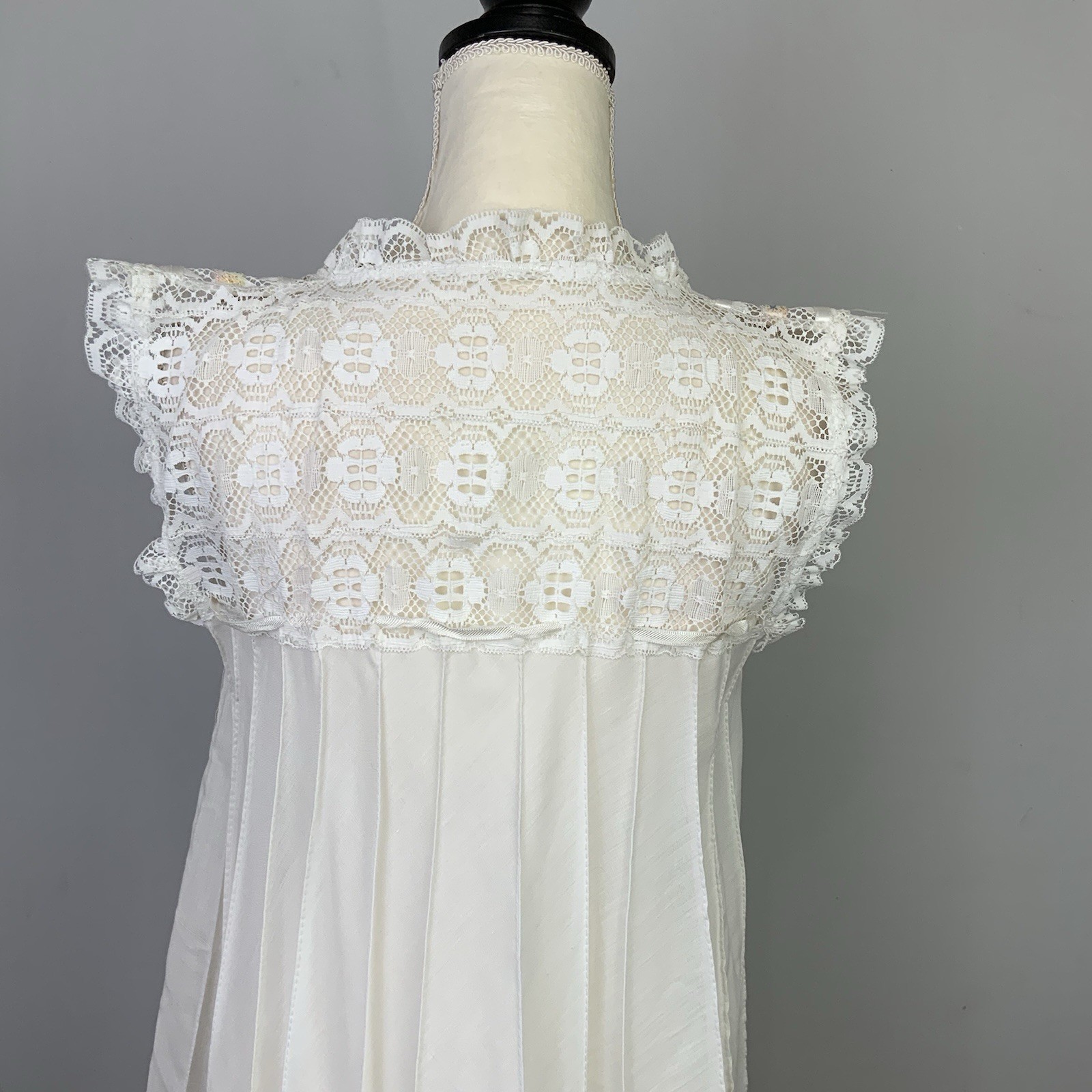 VTG White Prairie Lace Ribbon Ruffle Sheer Cottagecore Midi Dress Romantic