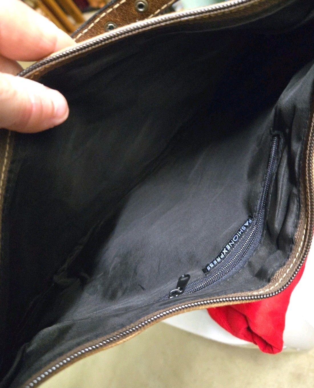 Vintage Fashion Express Purse or Handbag Imitation Leather 1 Zip Pocket