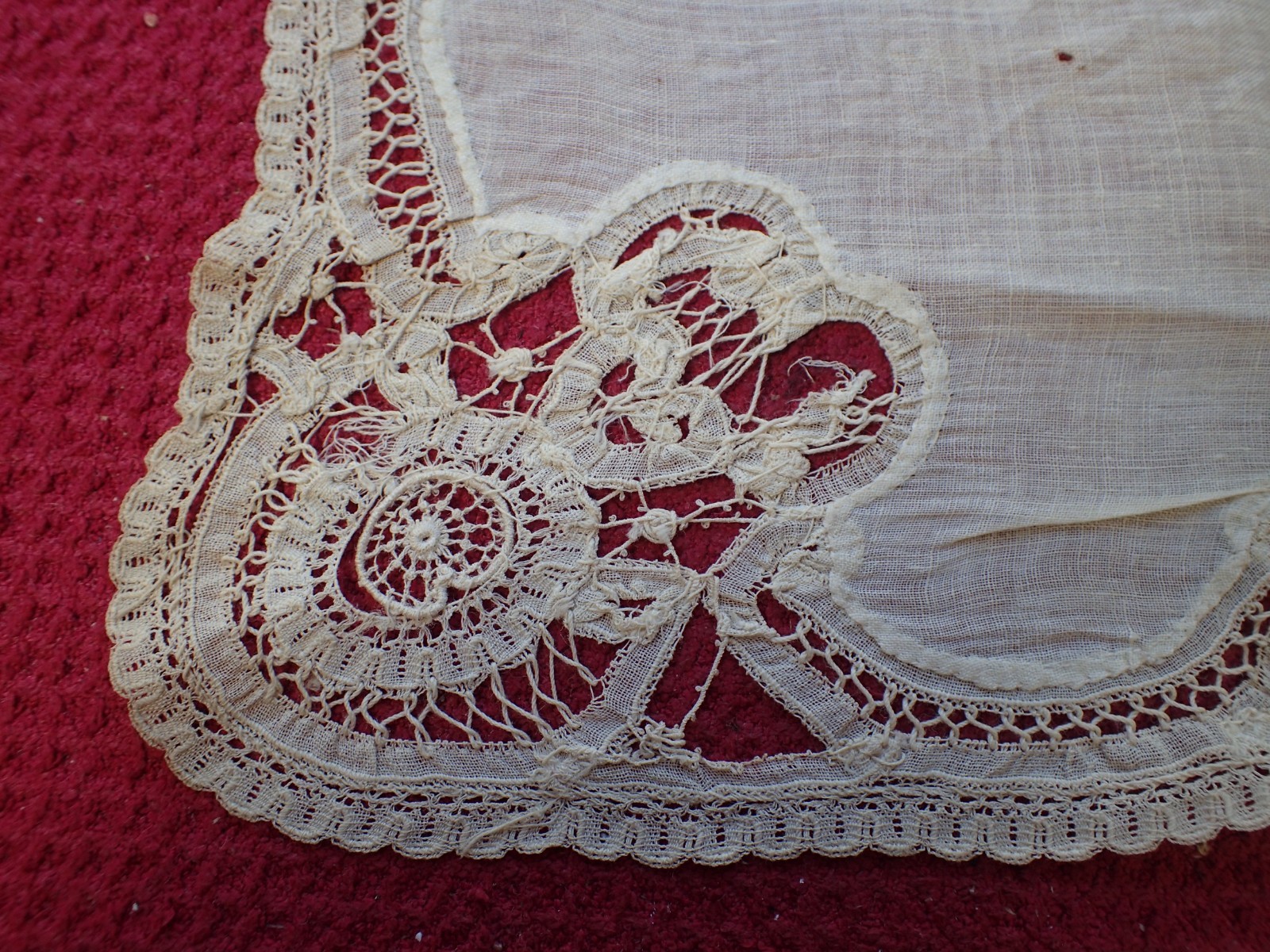 Antique Four (4) 1900 Paris Exposition and Hand Tatting Handkerchiefs