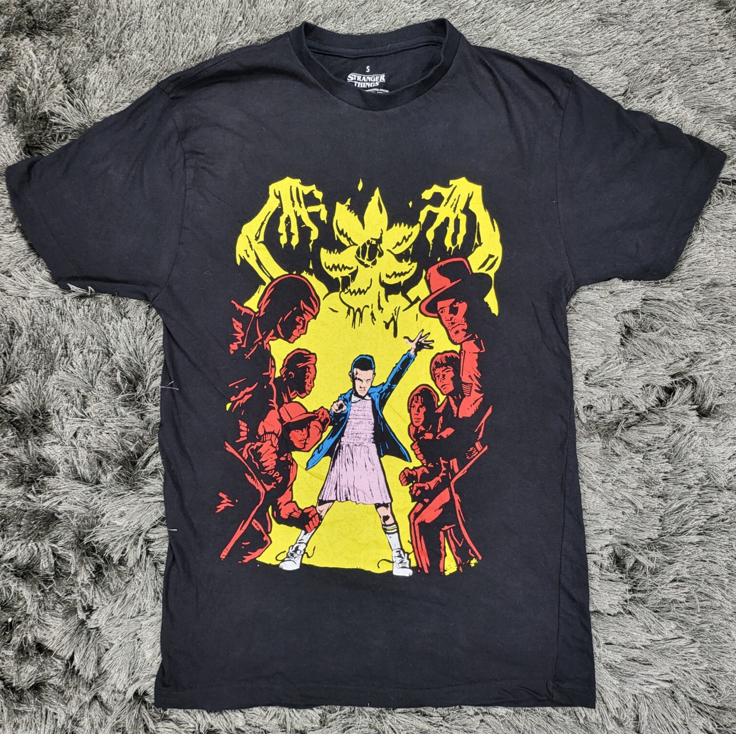 Stranger Things X Loot Crate Shirt Mens Small Black Collab Eleven Demogorgon Tee