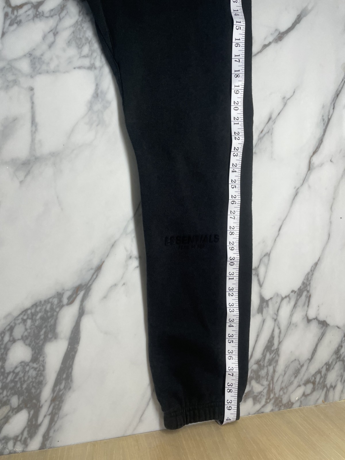 fear of gods essentials sweatpants black medium