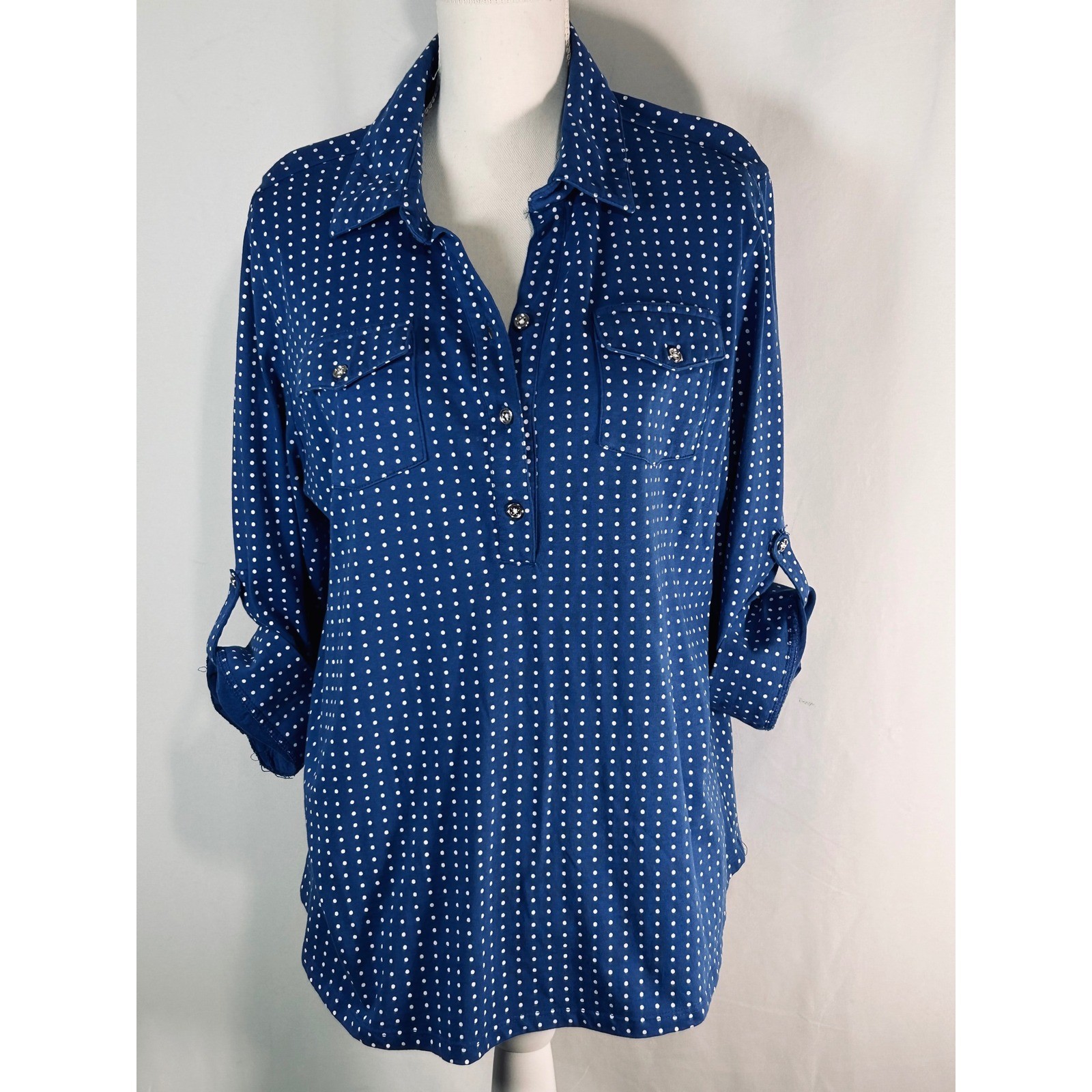 Sara Morgan Blue Polka Dot Henley Blouse Roll Tab Sleeve Large BYR