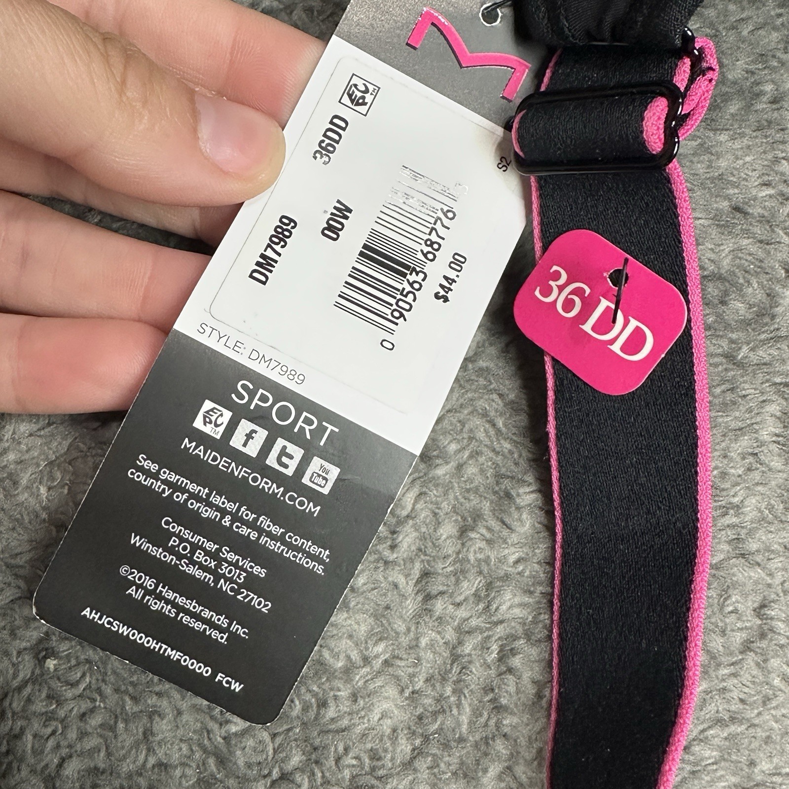 Maidenform DM7989 Ultimate Mid Impact Sports Bra Crossback UW 36DD Black $44