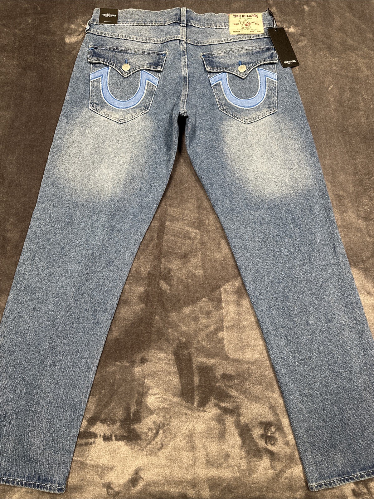 True Religion Geno “Light Pacific Wash” 33×32/Blue Relaxed Slim #700986