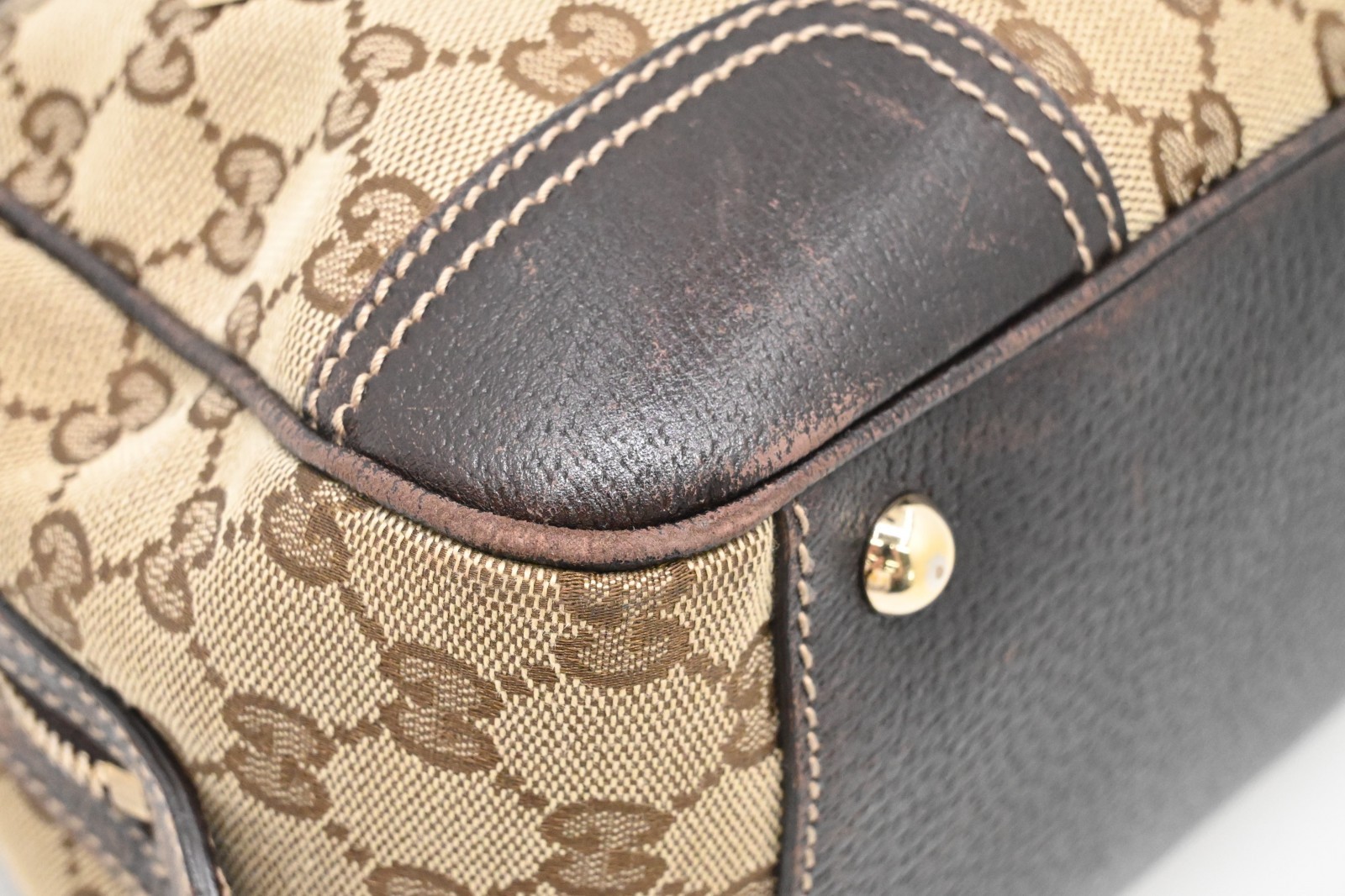 Authentic Gucci GG Canvas Princy Handbag 161720