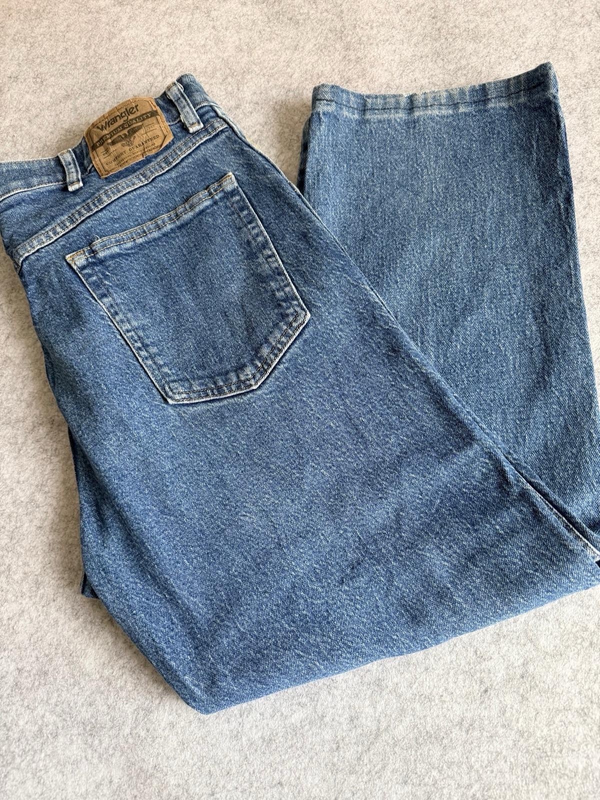 Wrangler Men’s Regular Fit Premium Quality Jeans Blue, W36 L29 Good Condition.