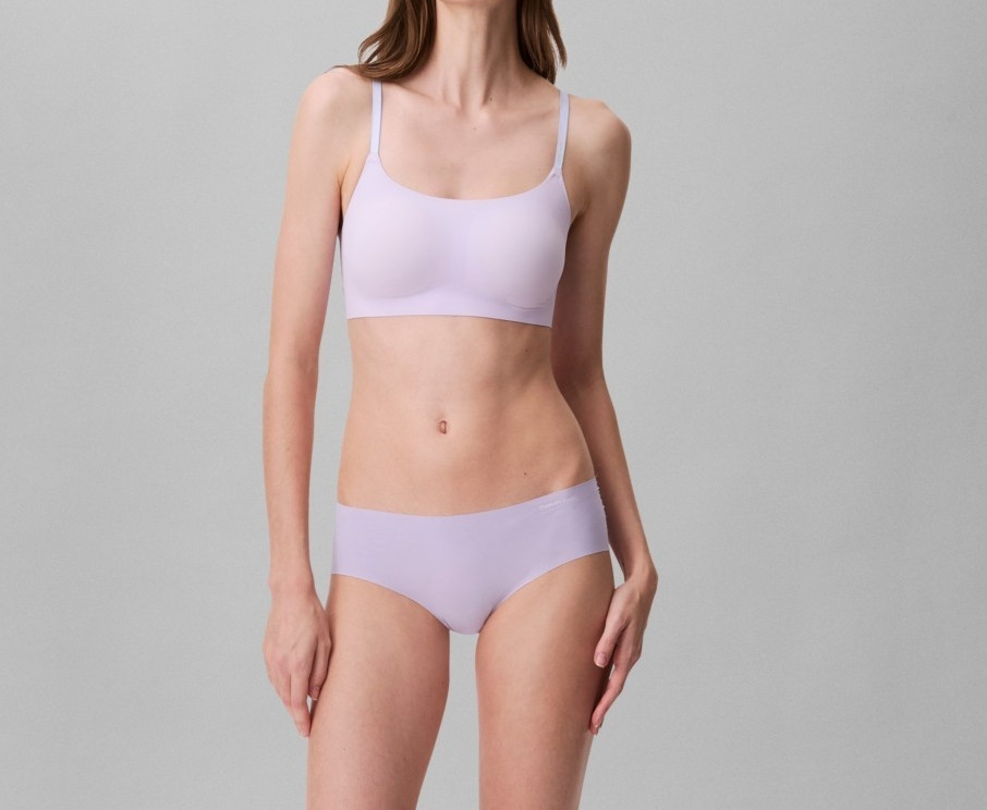 Calvin Klein Underwear Invisibles Lightly Lined Scoopneck Bralette Bra