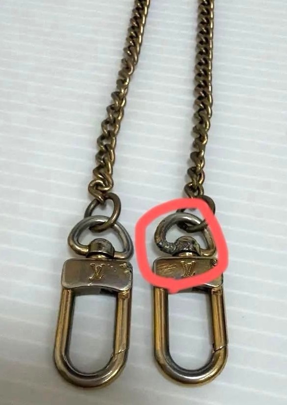 Louis Vuitton Wallet Chain Strap Gold Tone Metal Clasp 32cm 12.6in Auth Used