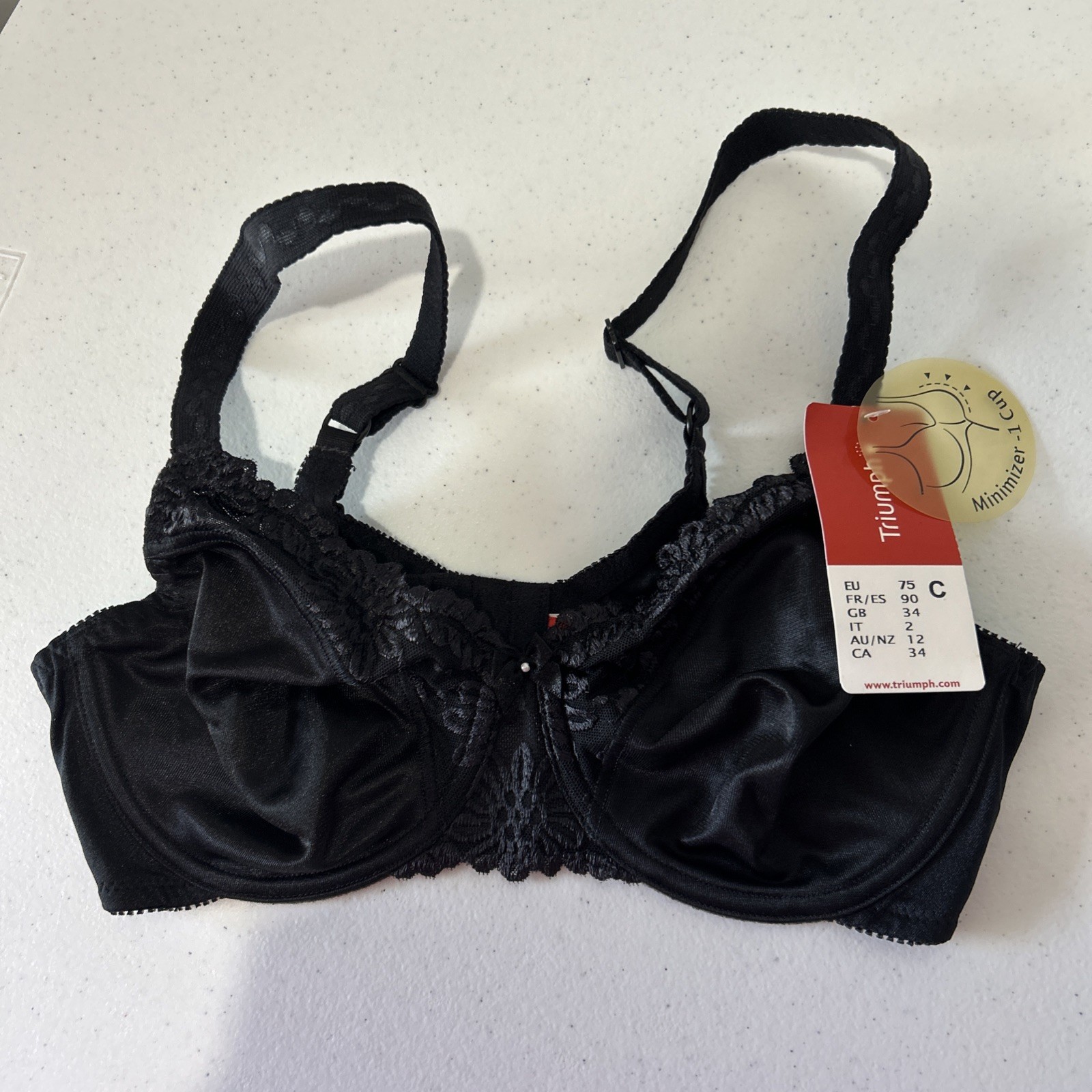 Triumph Ladyform Soft Minimizer Bra Black Size 12C Women’s RRP $59.95 New Tags