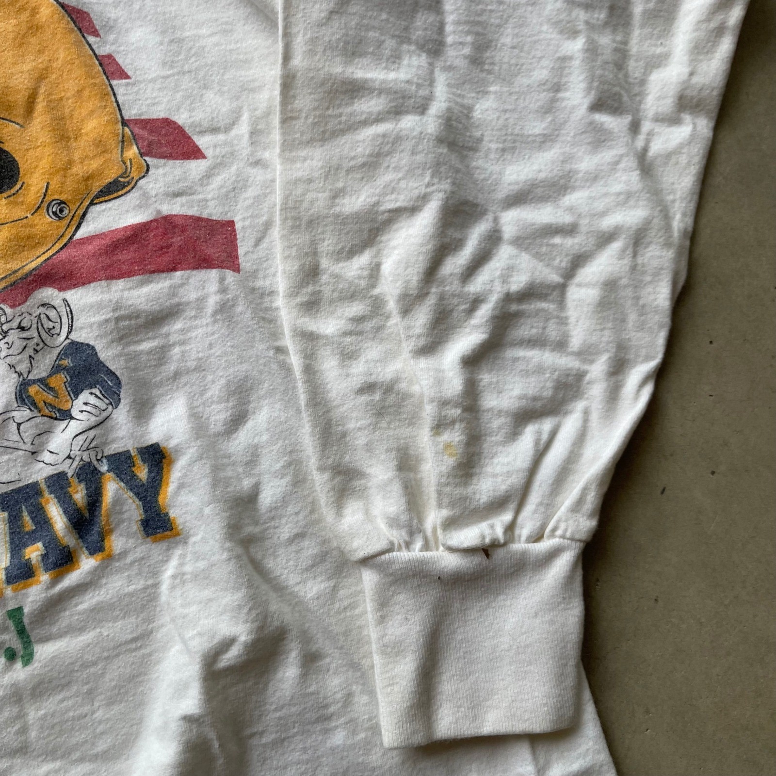 Vintage 1997 Army vs Navy Giants Stadium Fruit of the Loom Long Sleeve XL White