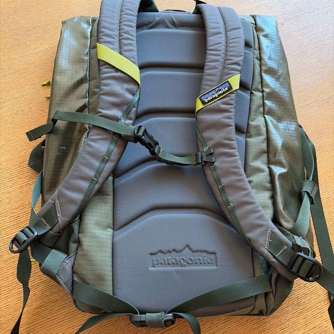 PATAGONIA Black Hole Pack 49331 US 19.7×13.0in Green Durable Backpack Used Japan