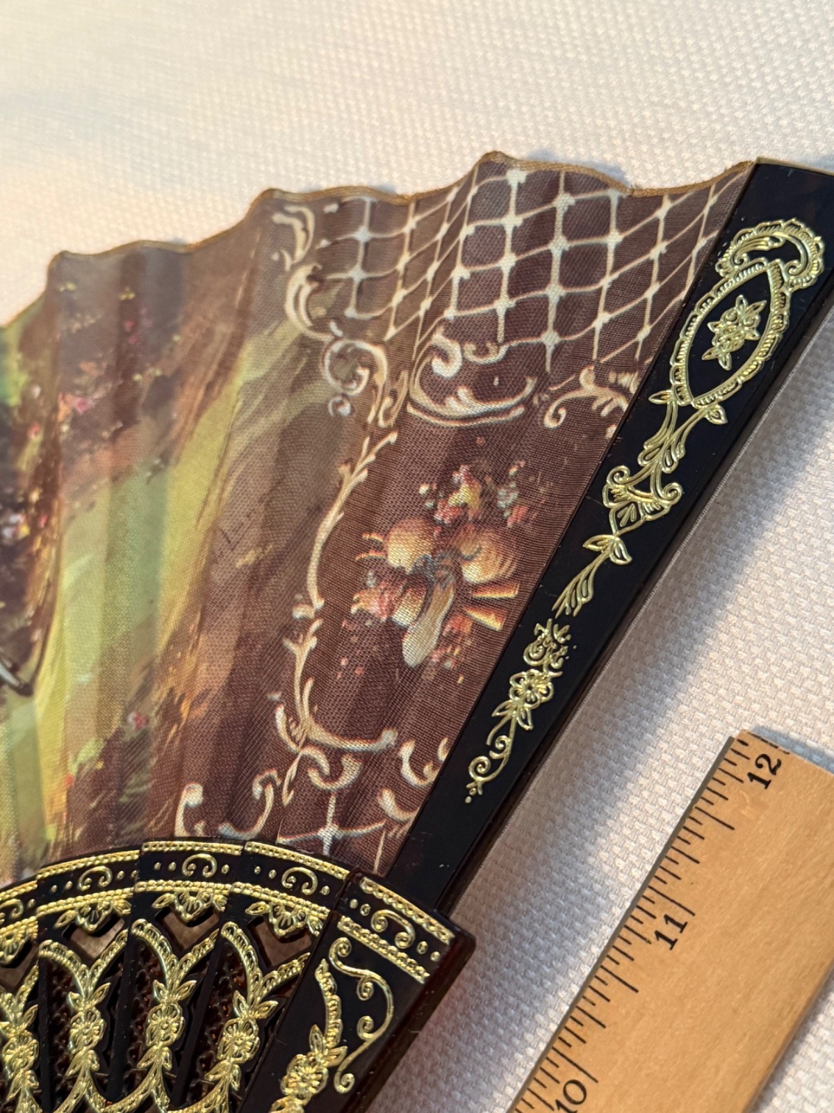 Vtg Giner Hand Fan W Box Features Period Clothing Fabric Plastic Gold Trim Spain