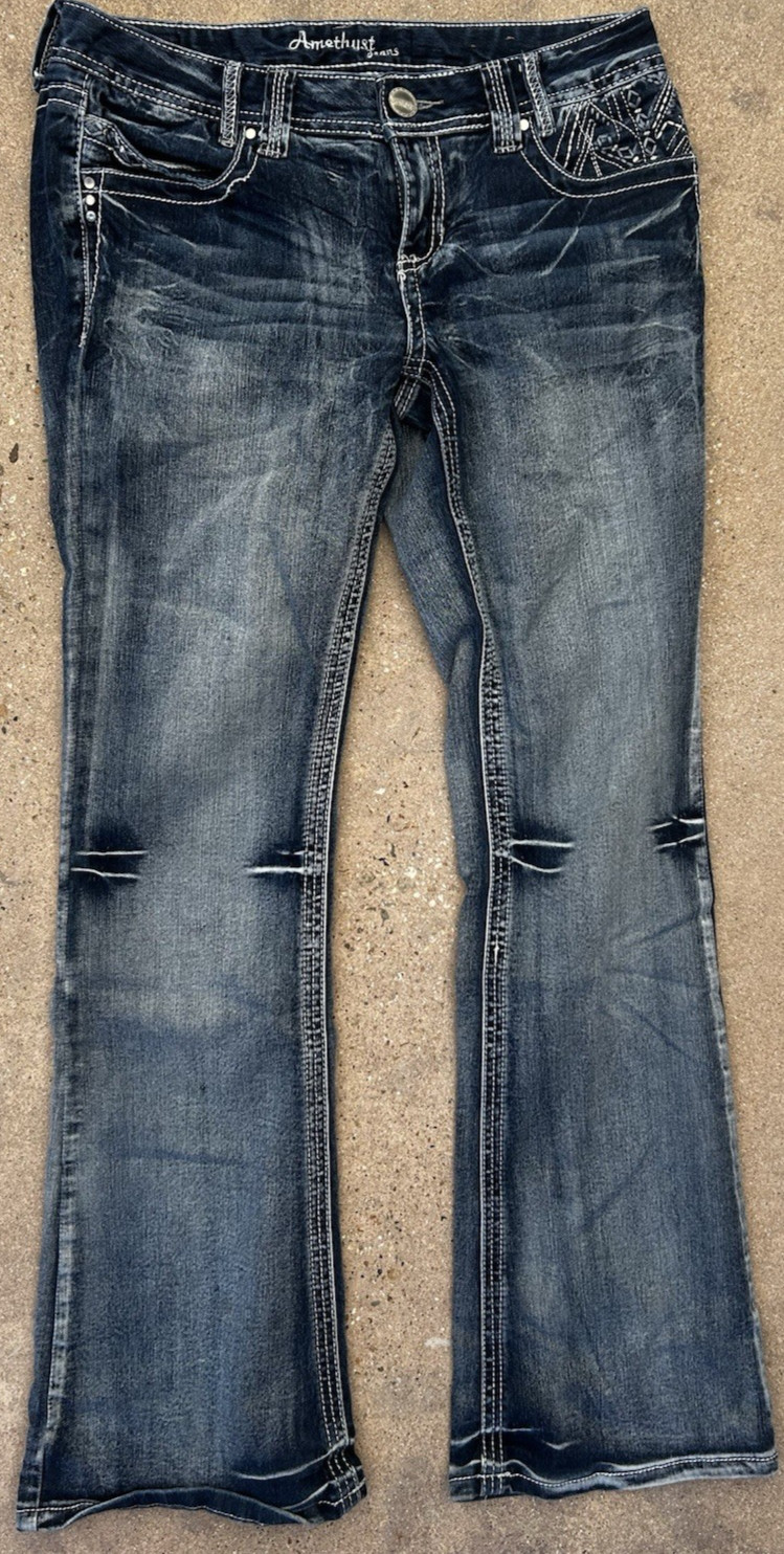 Amethyst Blue Denim Jeans Womens Boot Cut size 9 Embroidered Pockets Cowgirl