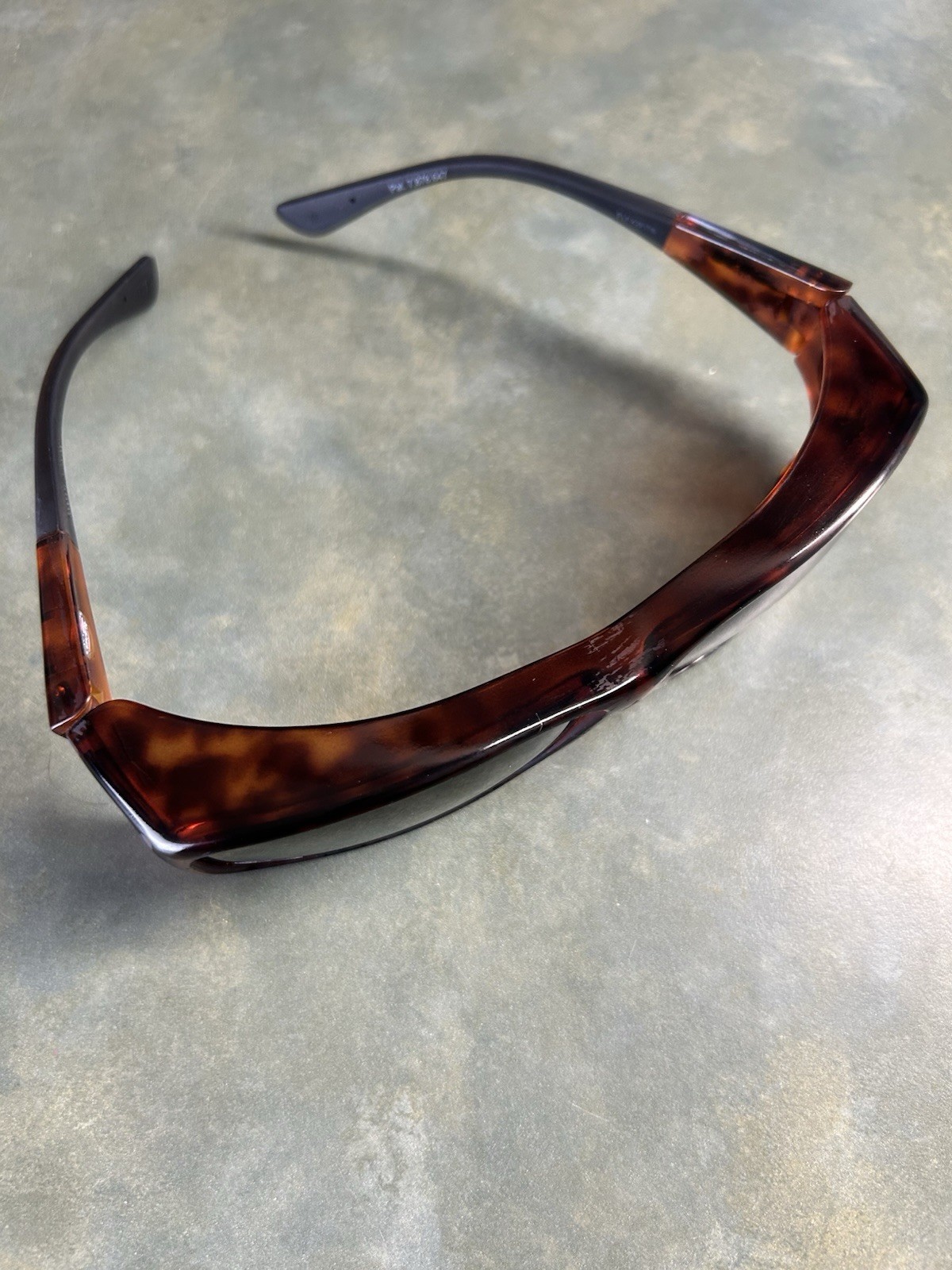 COCOONS Fit Over Sunglasses Medium Large Polarized Over Glasses As Is