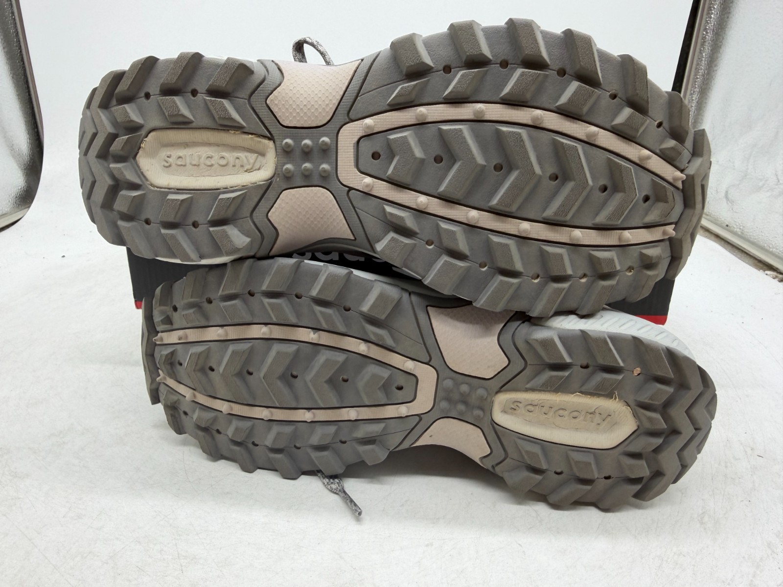 Saucony Excursion TR15 Wide Running Shoes Women’s Gray Mesh Sneakers – 8 WIDE
