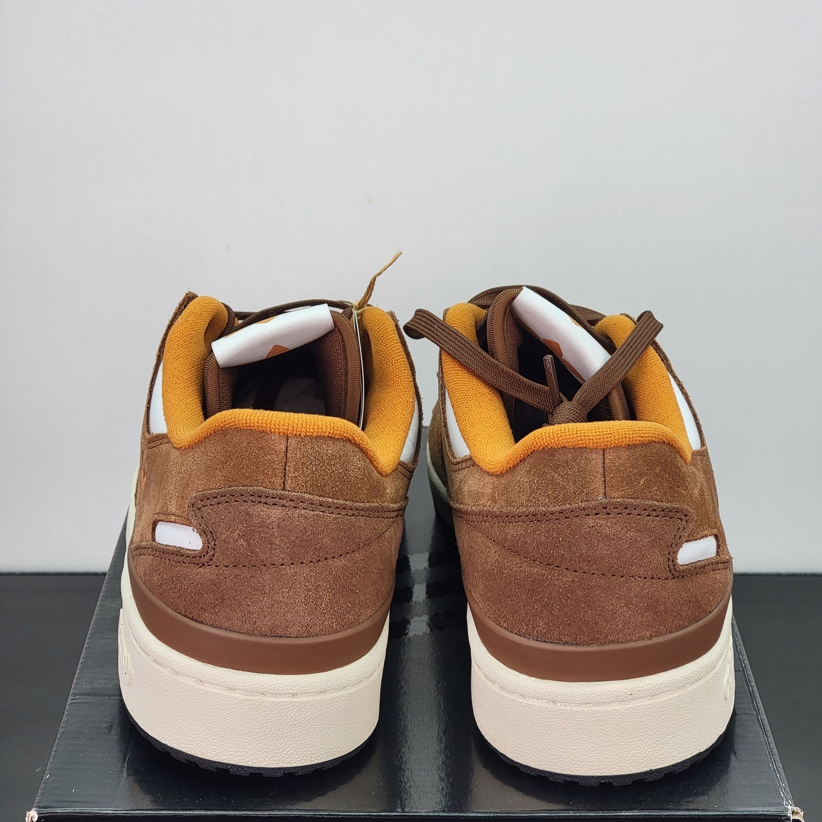 Adidas Forum Low Men’s Size 11.5 Athletic Shoes Brown Casual Footwear Sneakers