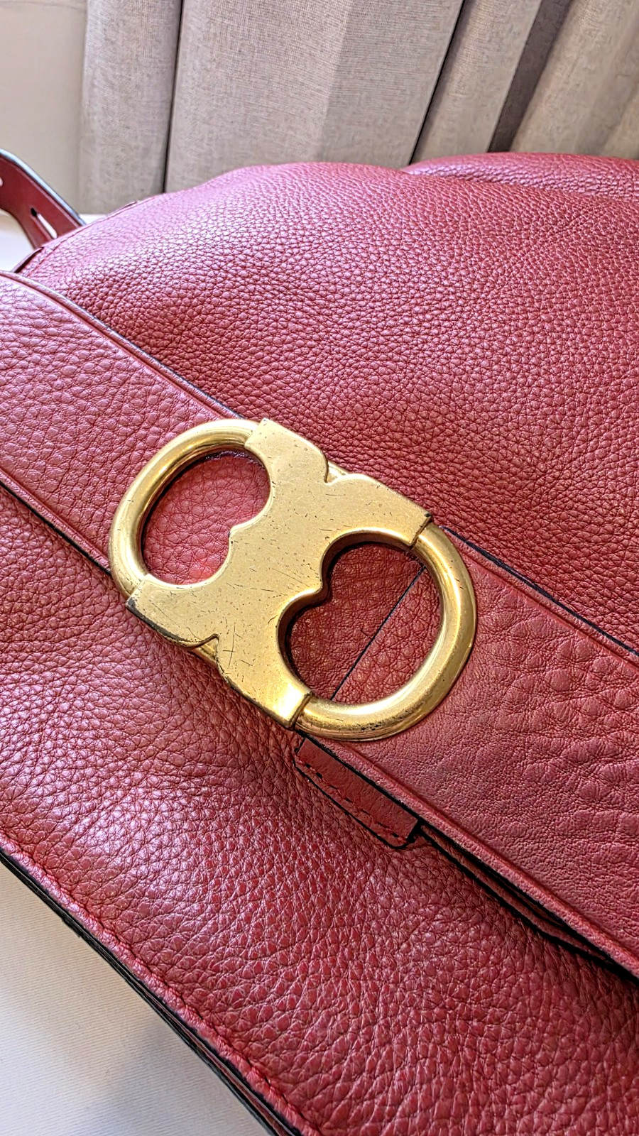 Tory Burch Large Gemini Link Belted Hobo Bag Red Pebbled Leather Gold Hardware