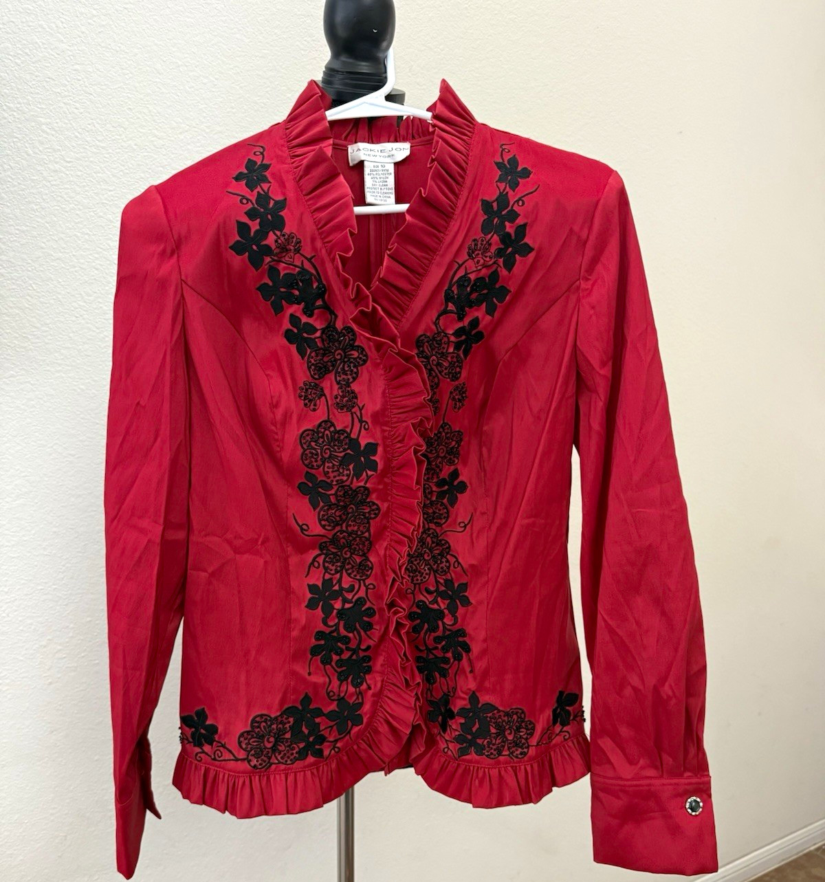 Jackie Jon New York Women’s 10 Red Black Floral Collared Button Ruffle Blouse