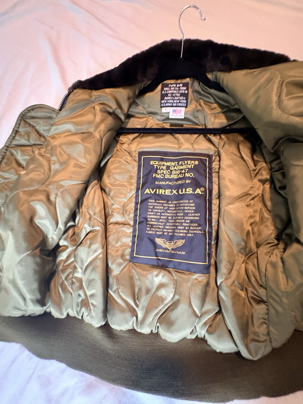 Avirex bomber jacket Size:L
