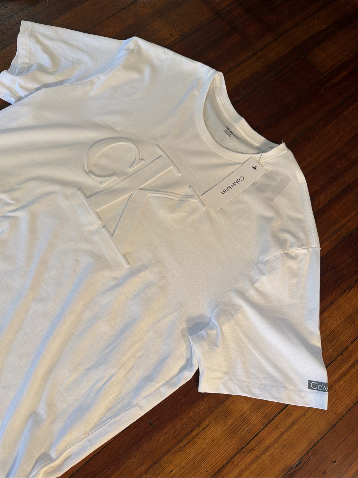 CALVIN KLEIN CK EMBOSSED LOGO BRILLIANT WHITE SHORT SLEEVE T-SHIRT SZ- XL $39