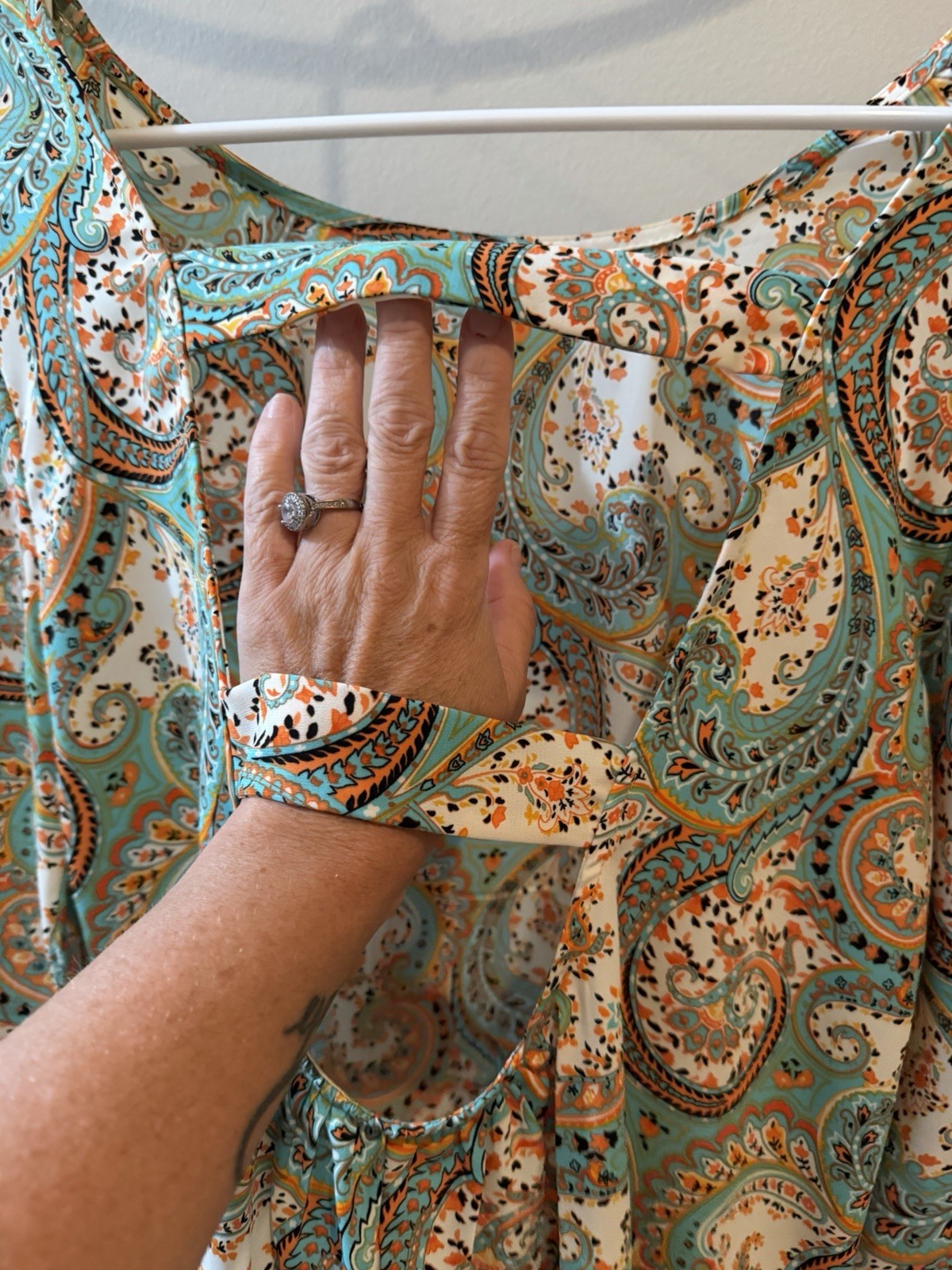 Altar’d State Paisley Open Back Double Strap Blouse Size Large