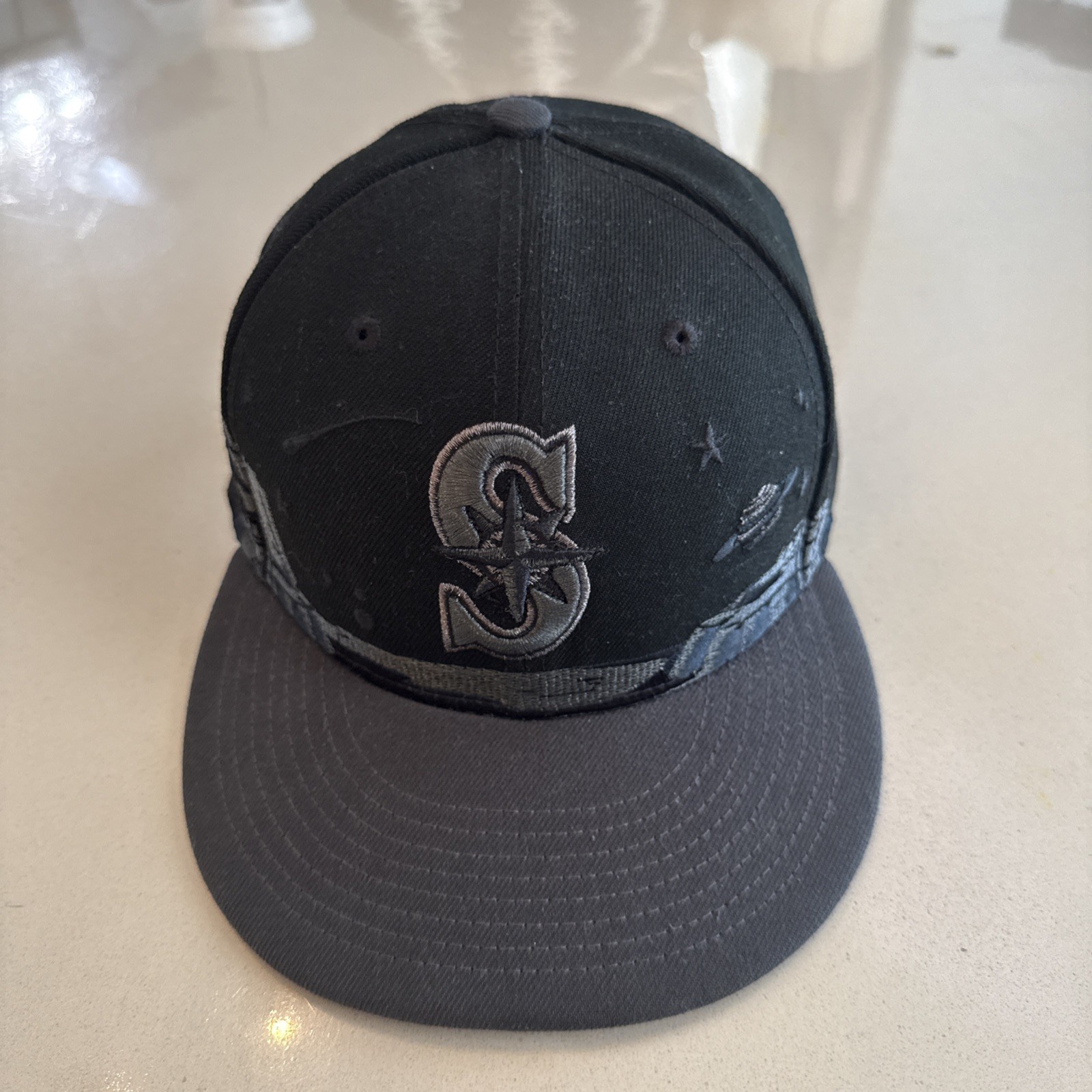 Black Seattle Mariners Fitted Hat Size 7 1/8