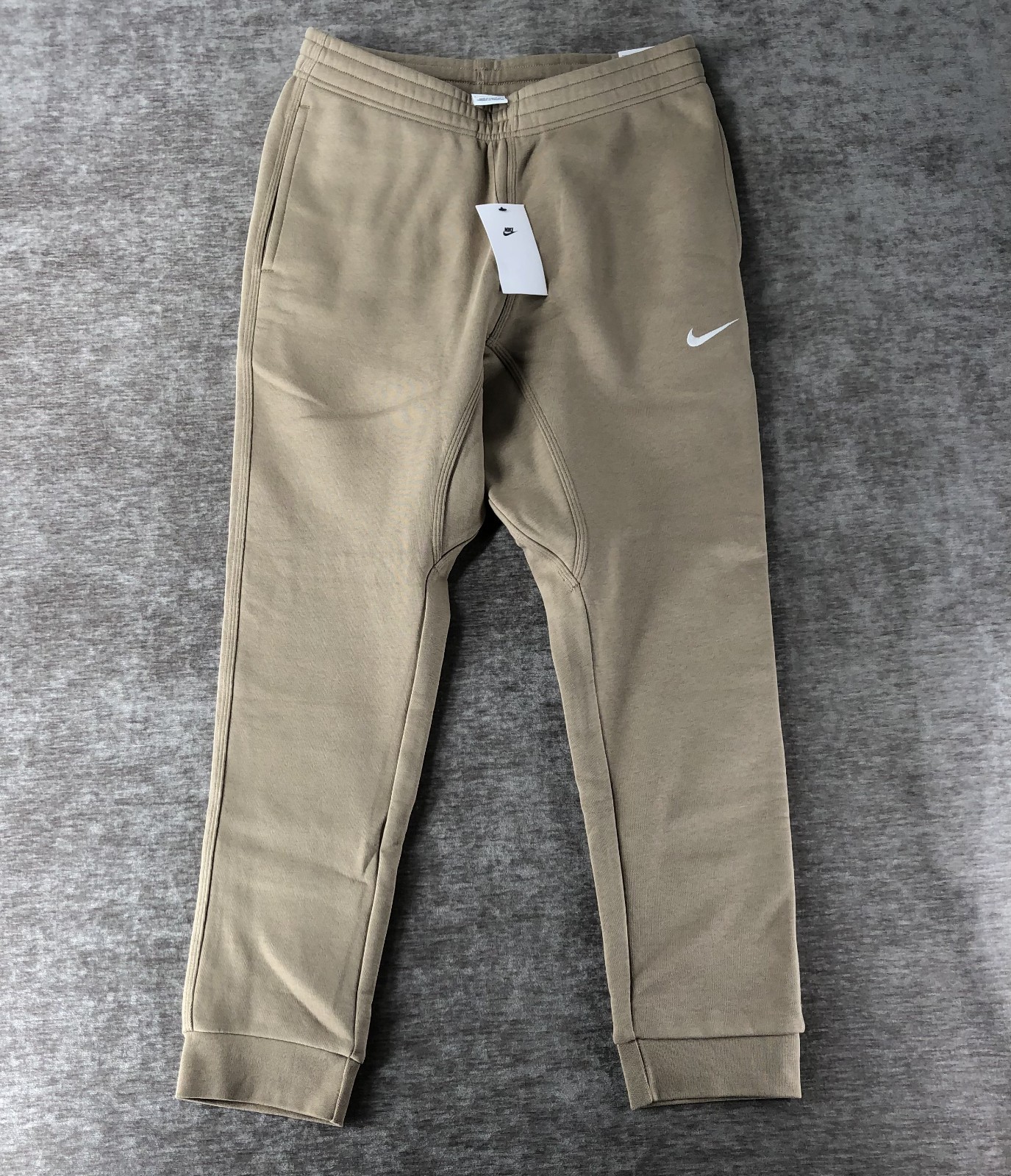 Nike Sportswear Fleece Joggers Sweatpants Khaki Tapered Men’s L 716830-247 NEW