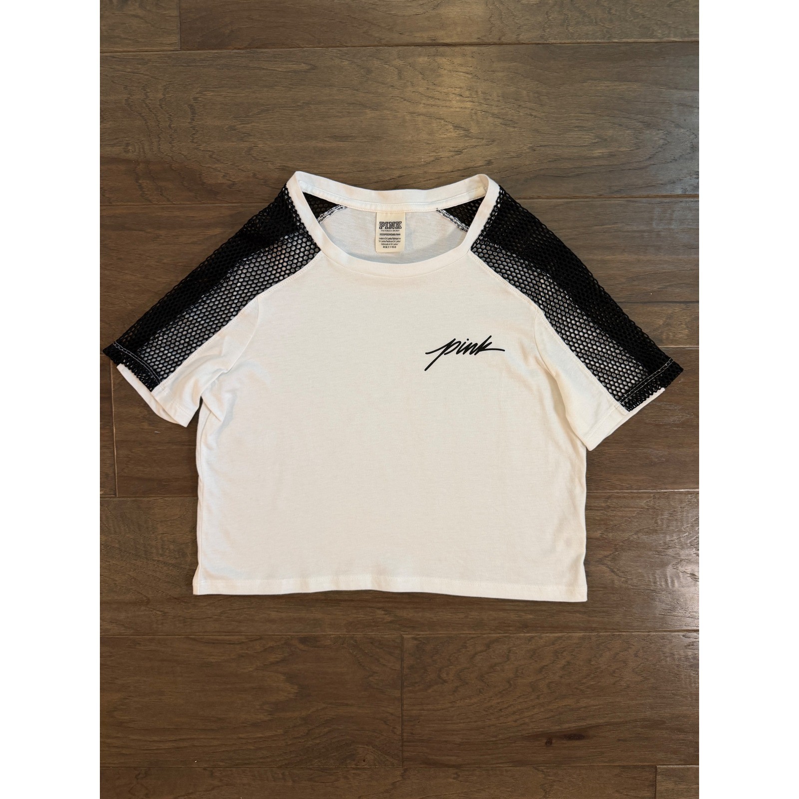 PINK Victoria’s Secret White Crop Top Black Mesh Raglan Sleeve XS Script Logo