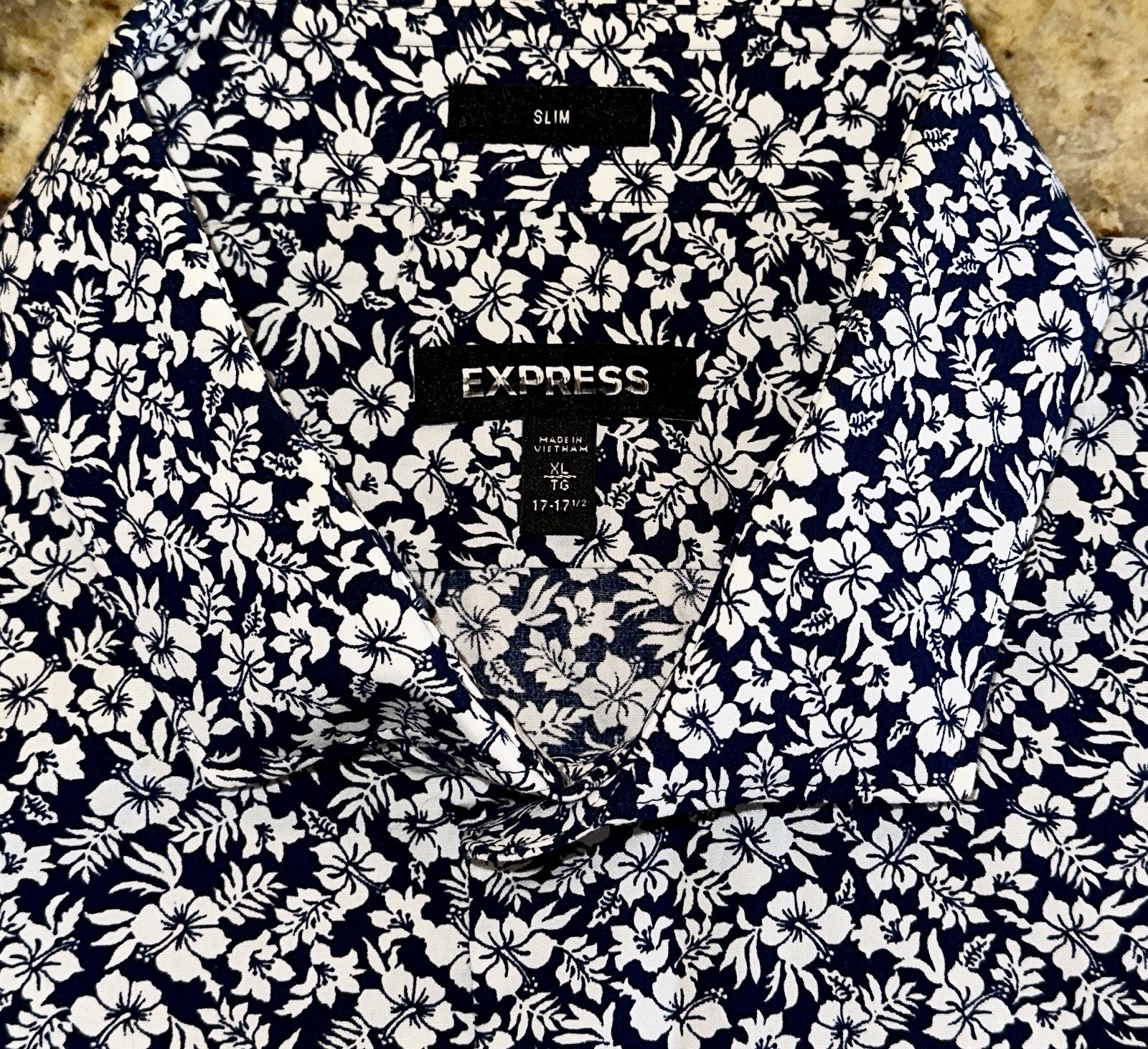 EXPRESS MEN’S NAVY & WHITE FORAL SLIM FIT BUTTON FRONT LONG SLEEVE SHIRT SIZE XL