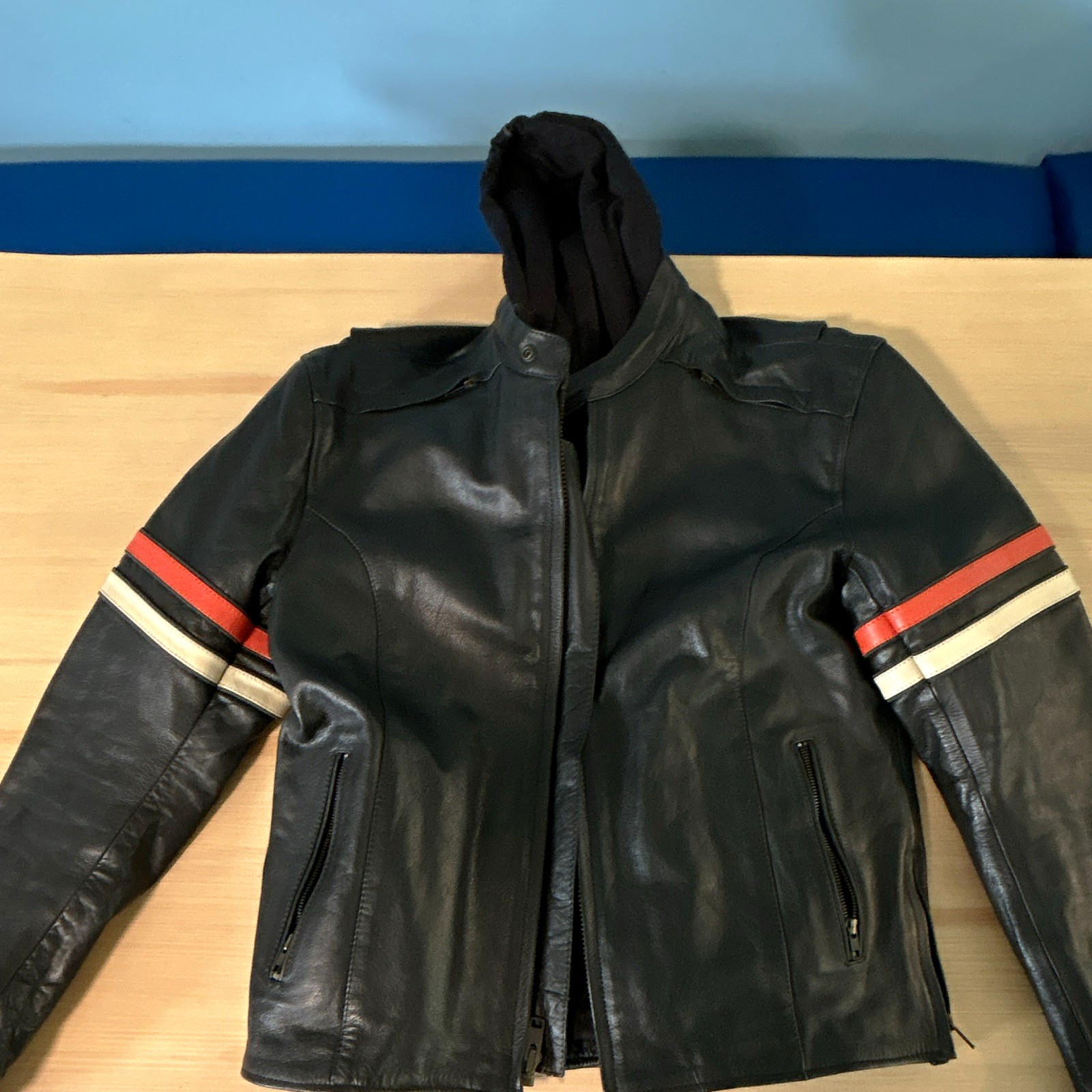 Unik Men’s Black Leather Biker Jacket Zip Closure, Short Length, Size M