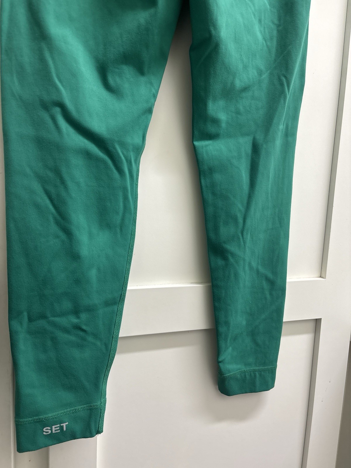 SET Active Green Leggings Size M High Rise Athletic Workout Activewear