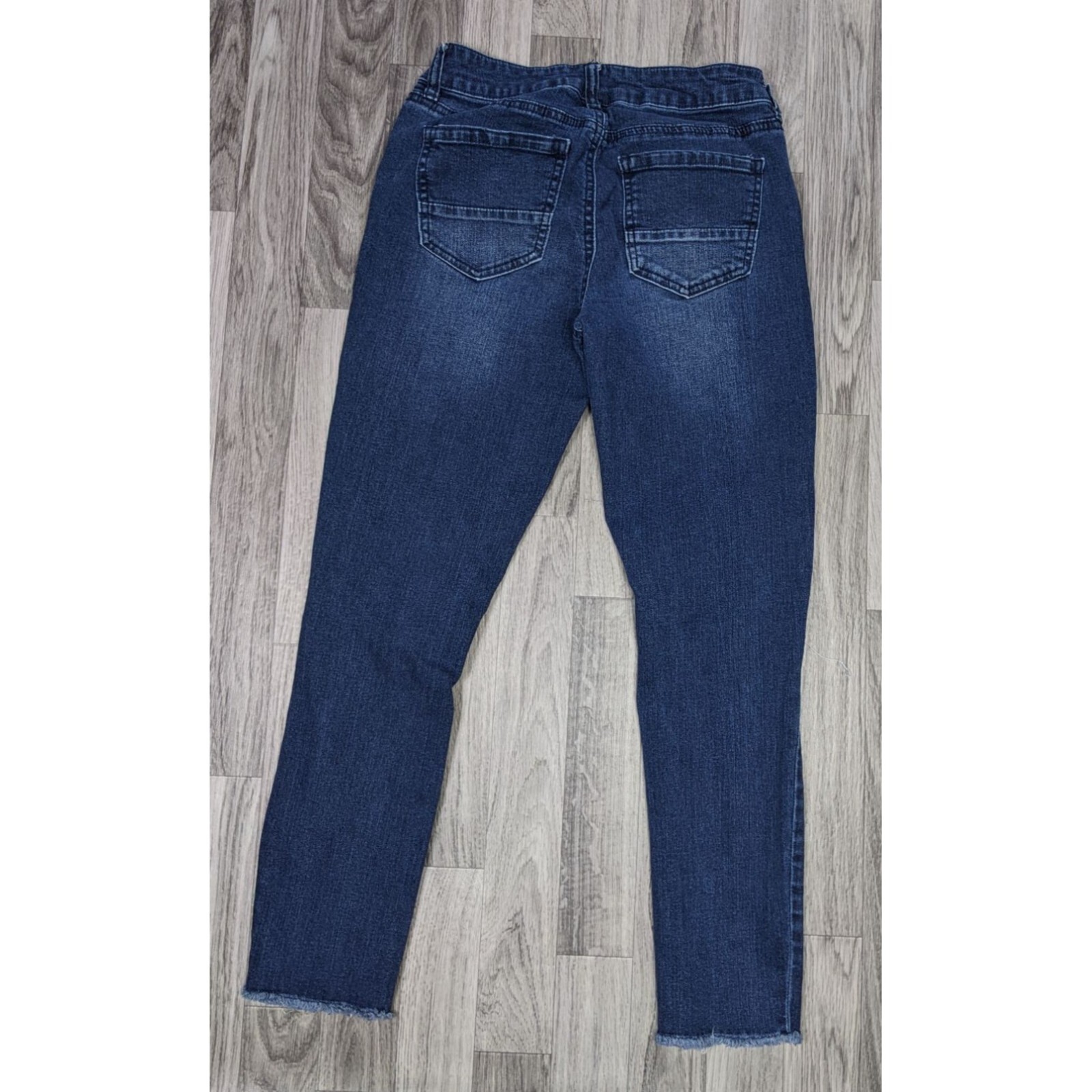 Refuge Womens Size 2 Distressed Fringe Hem Whiskered Skinny Denim Blue Jeans
