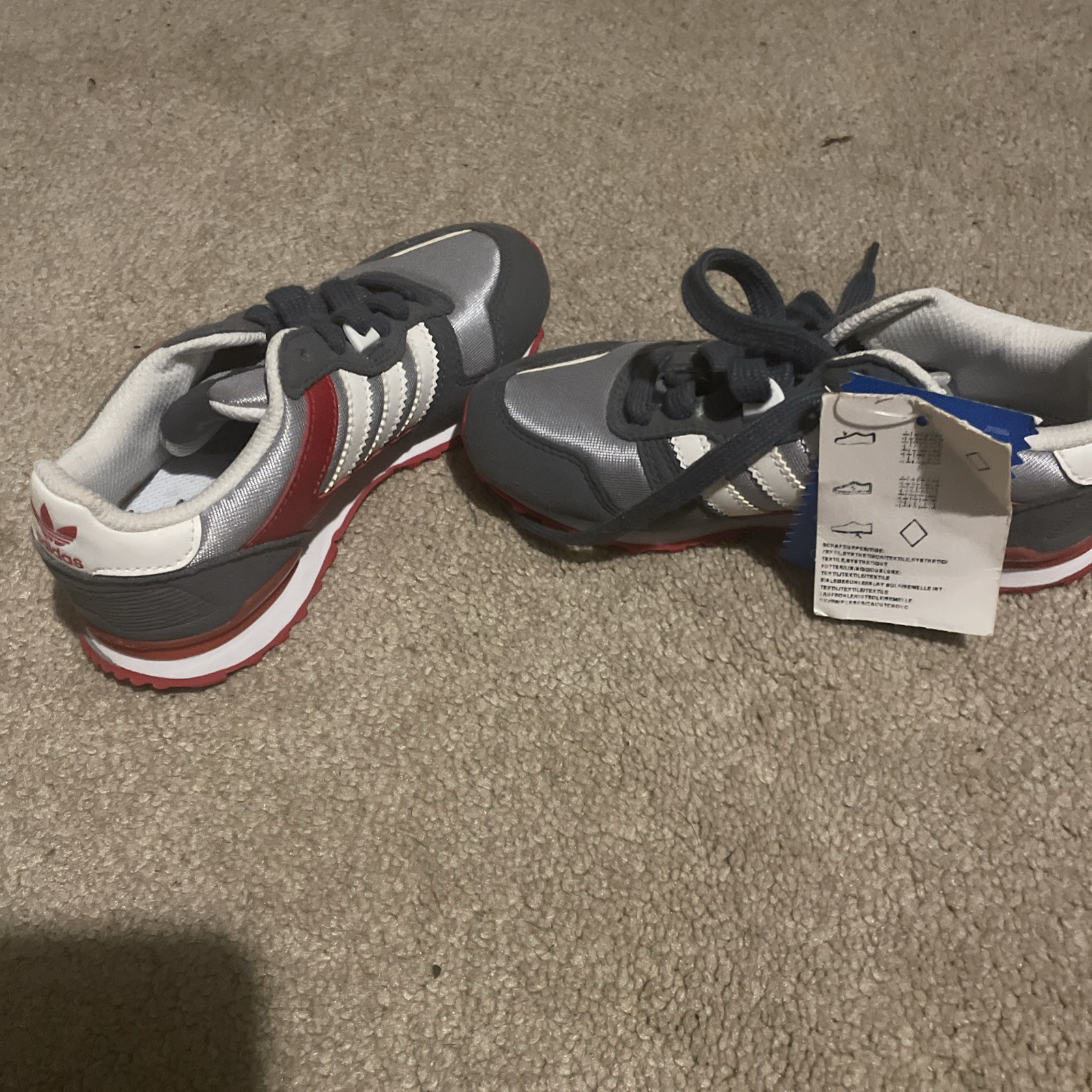 adidas originals ZX 700 HD ‘Grey White Red’ kids shoes