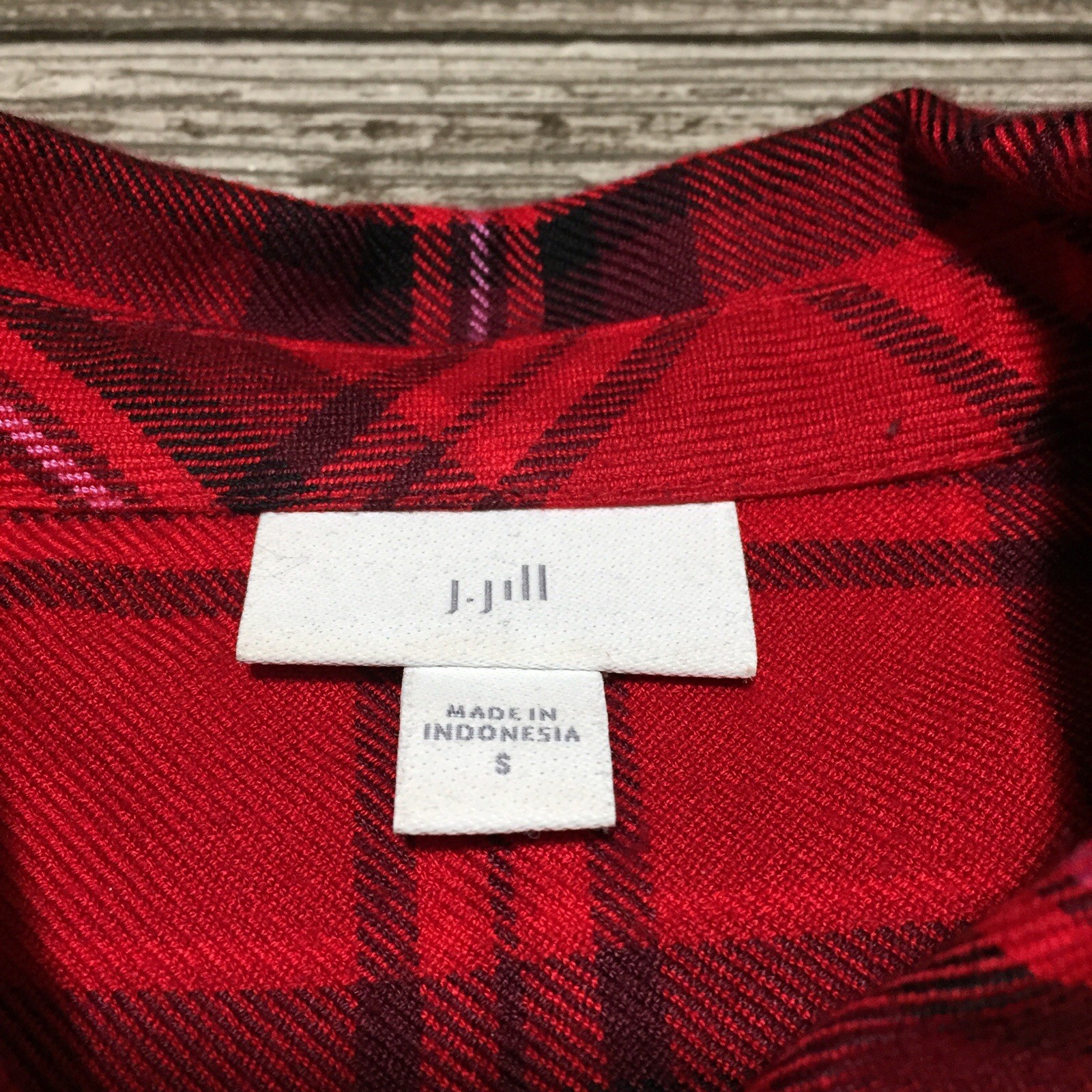 J Jill Relaxed Flannel Shirt Women’s S Red Plaid Button Up Shirt 100% Rayon