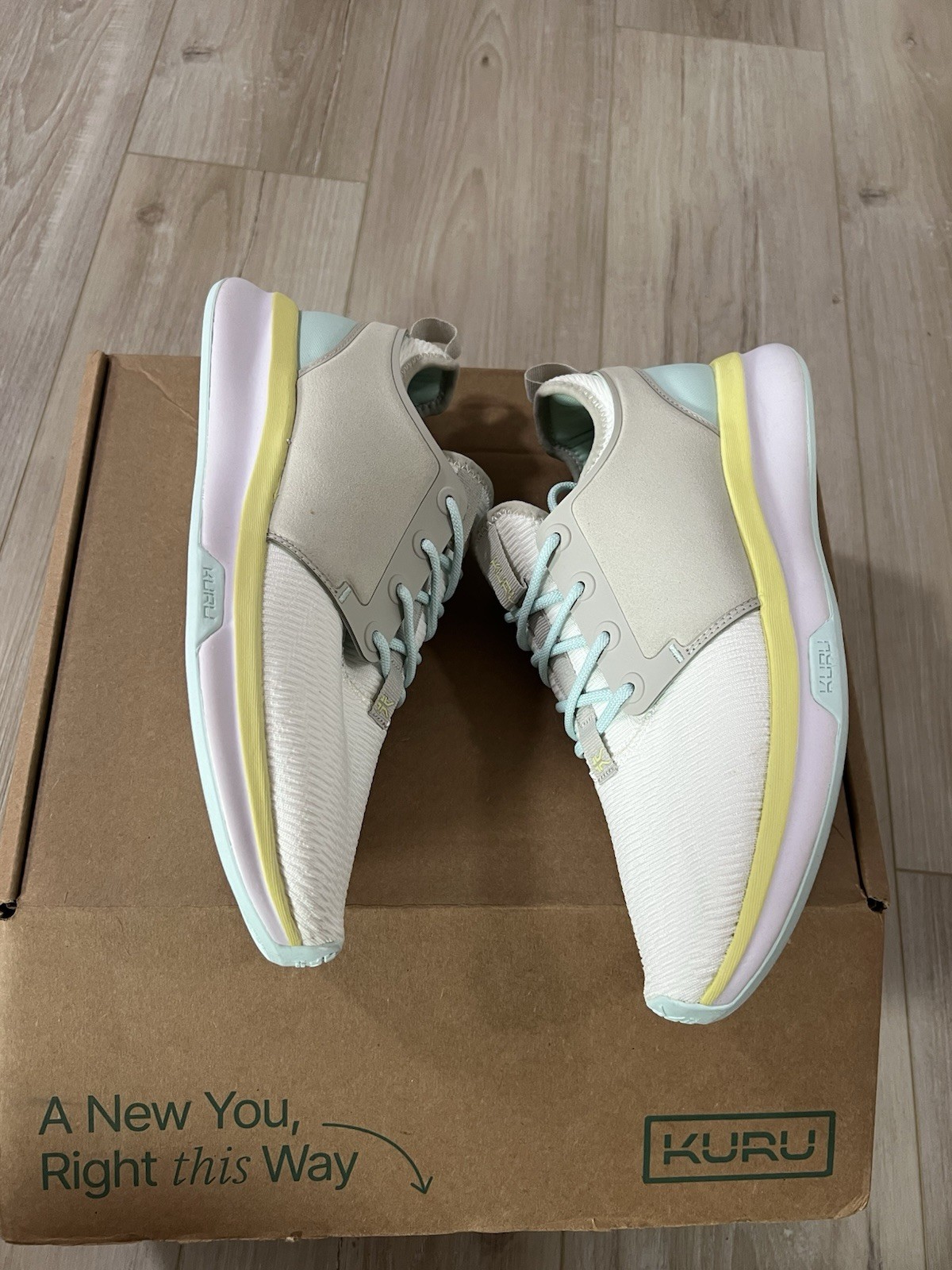 KURU Atom Womens Shoes Sz 10.5 MRunning Athletic Bright white/iceblue