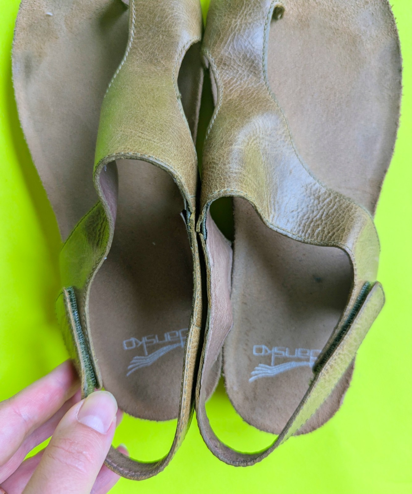 Dansko Reece Sandals Women’s 38 / 7.5 Brown Leather Toe Loop Cork Wedge Shoes