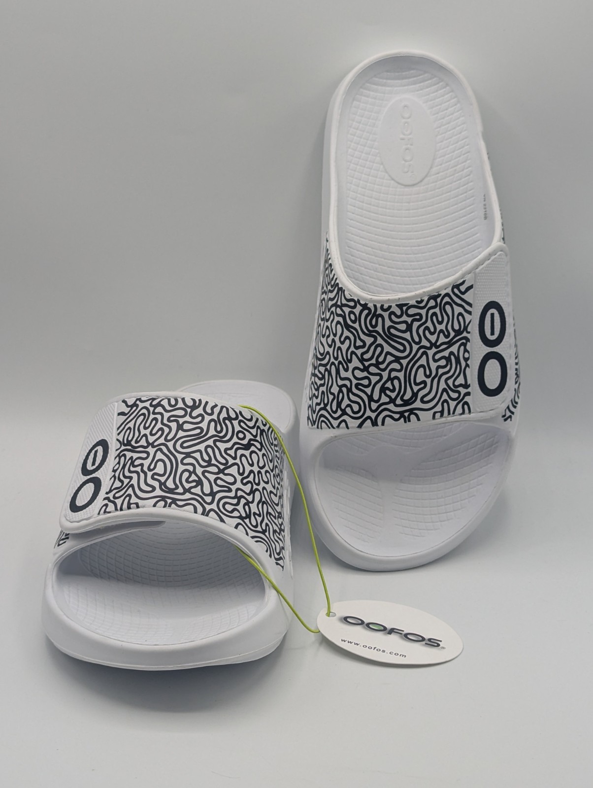 OOFOS OOAHH Sport Flex Limited Slides Men’s Size 10 White Labyrinth Black New