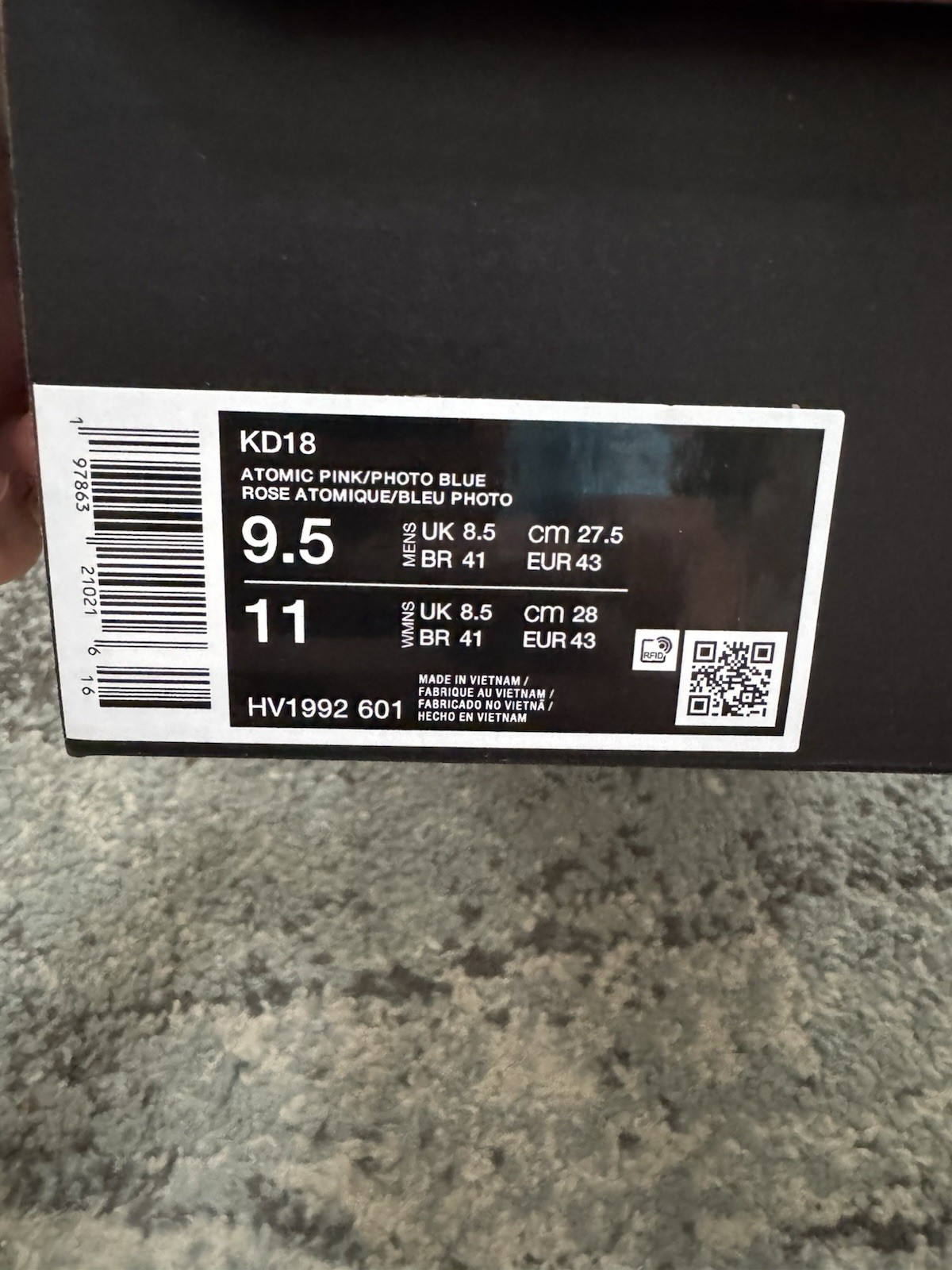 Nike Men’s KD18 Size 9.5 Sneakers