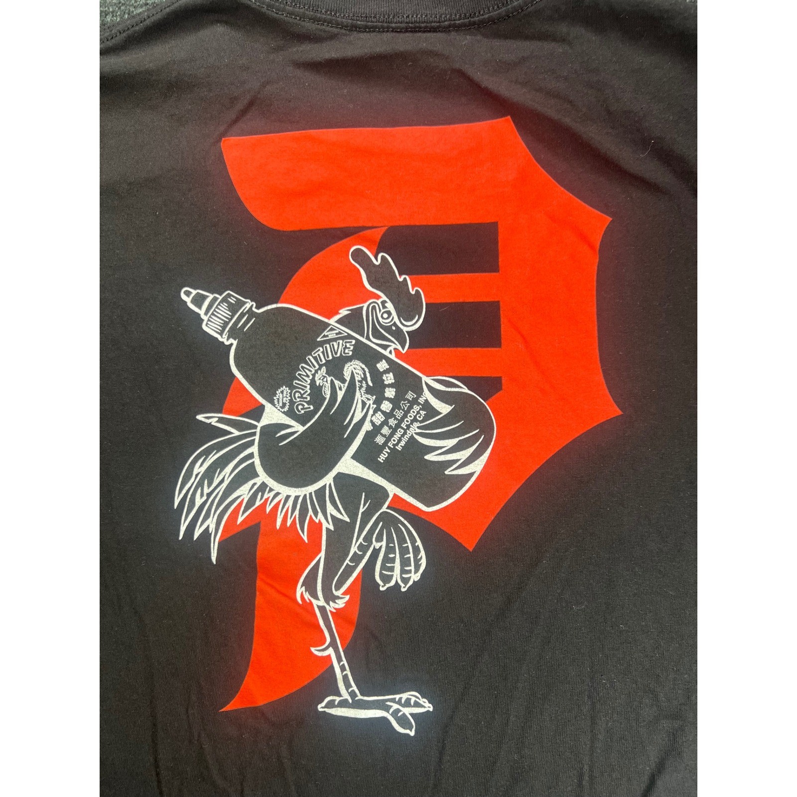 Primitive Sriracha T-Shirt Mens Large Black Huy Fong Rooster Graphic Tee