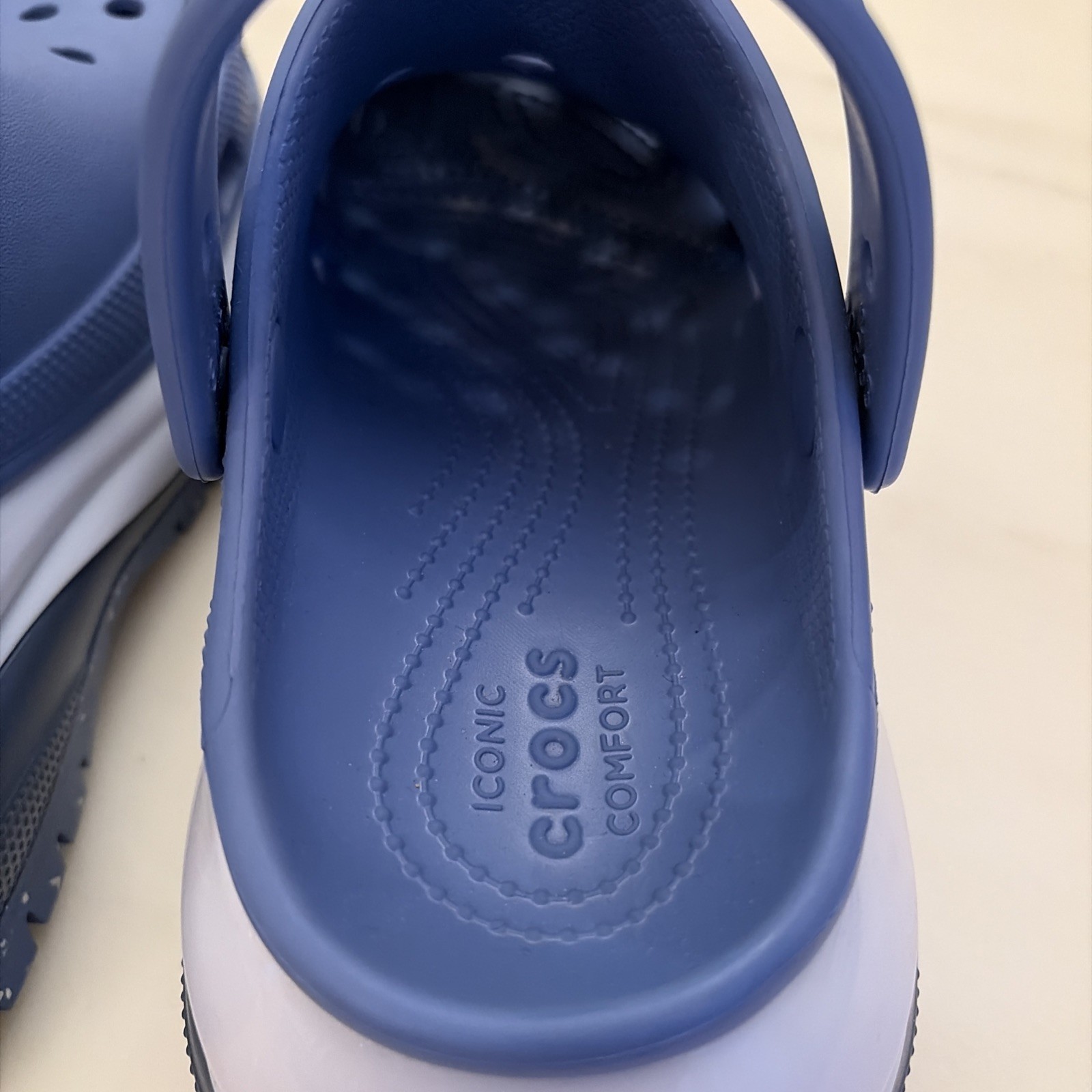 Crocs MEGA CRUSH Cornflower Blue Chunky Heavy Clogs M 4/W 6