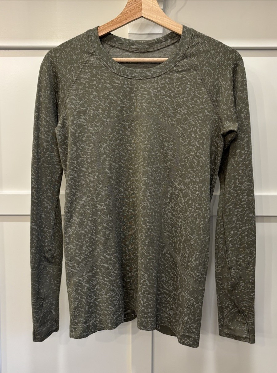 Lululemon Women’s Swiftly Tech Long Sleeve 2.0 Shirt Olive Green – Size 8