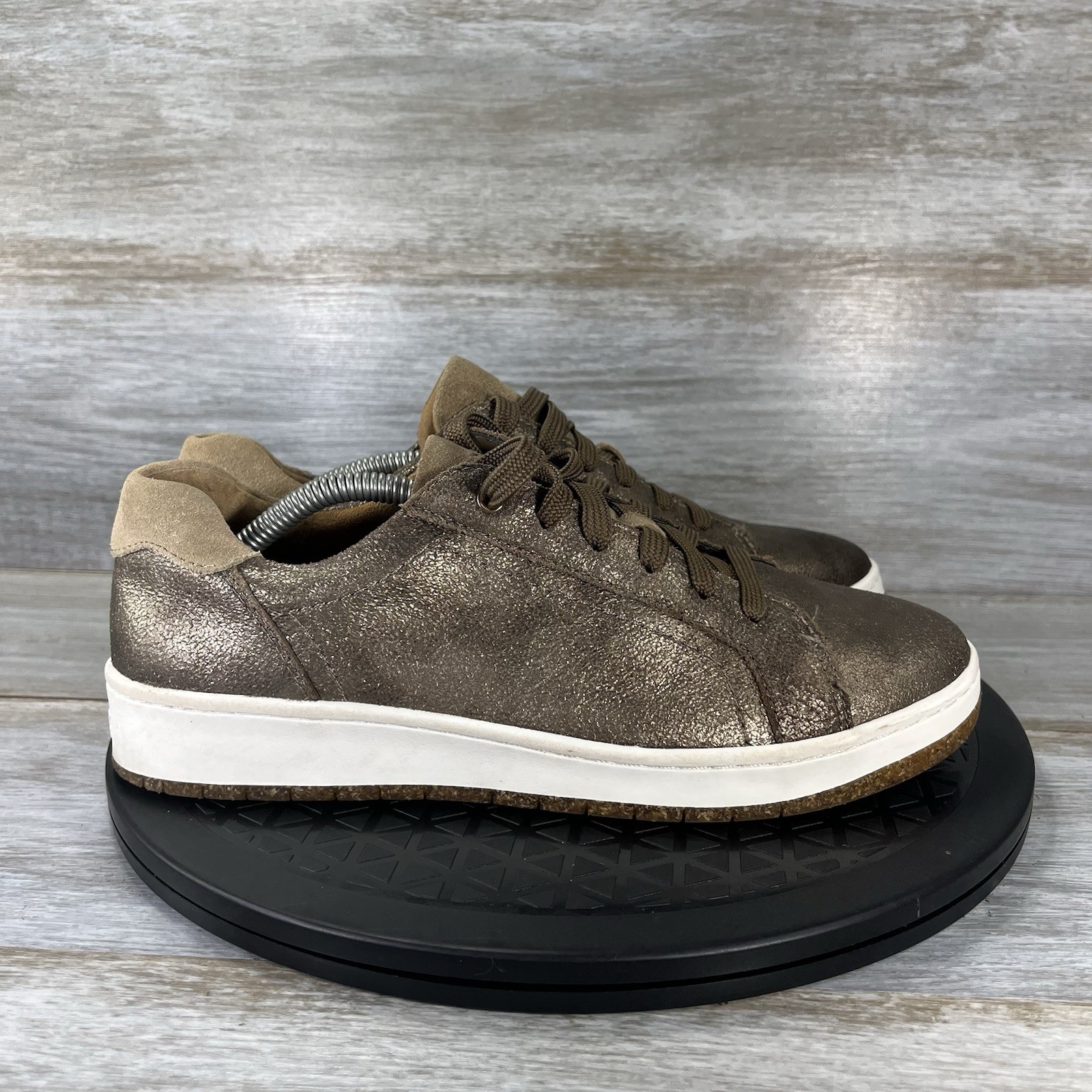 Aetrex Women’s Blake Brown Metallic Leather Casual Low Top Sneakers Size 8