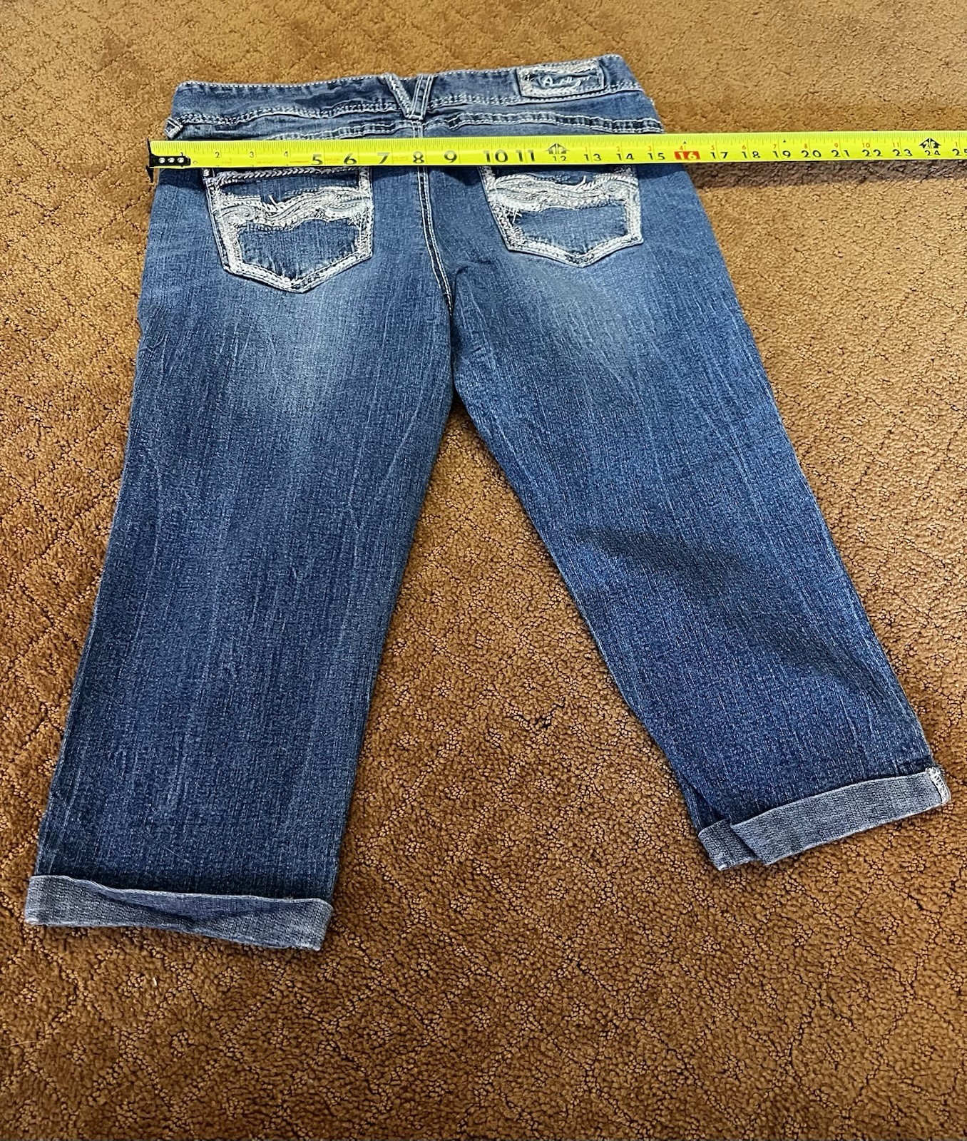 Amethyst Distressed Capri Denim Womens Jeans Size 9
