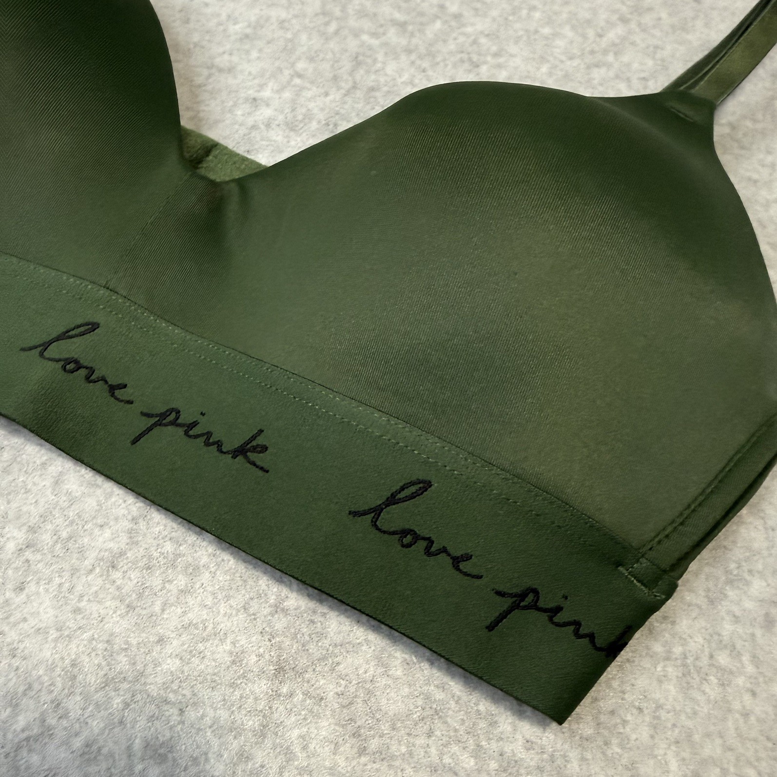 Victoria Secret Pink 34B Wear Everywhere Push Up Bra Wireless Green