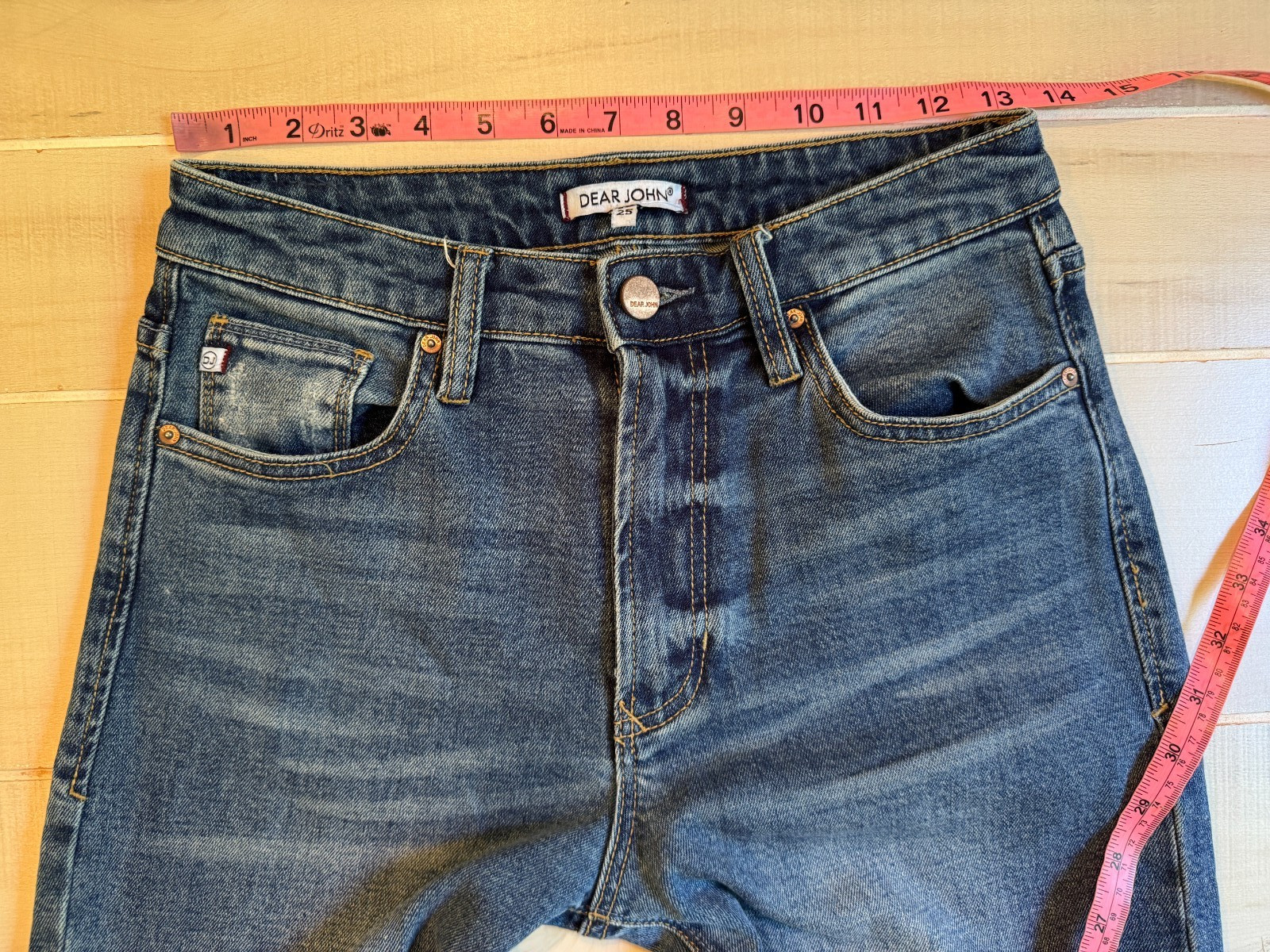 Dear John straight leg distressed denim jeans SIZE 25 women’s 28″ inseam