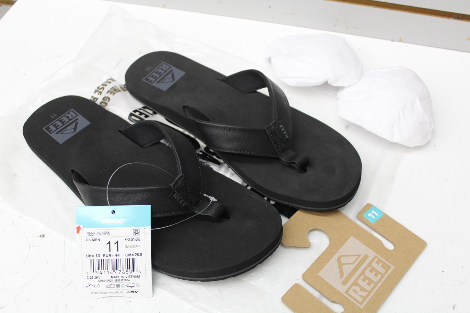 REEF Twinpin Black Flip Flop Thong Slip On Sandals RF002915BK2