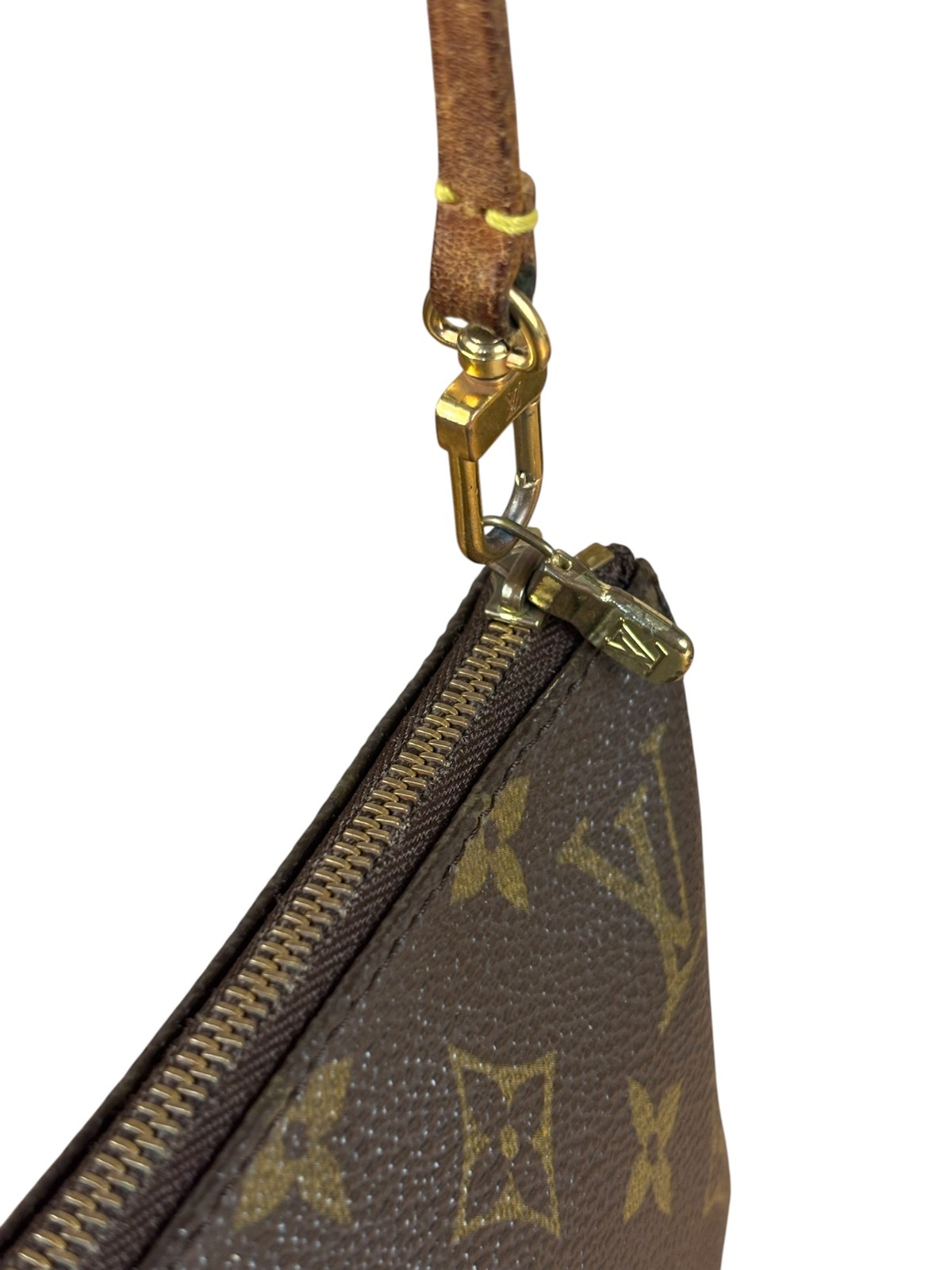 Size OS – Louis Vuitton Monogram Pochette / Pre-Owned