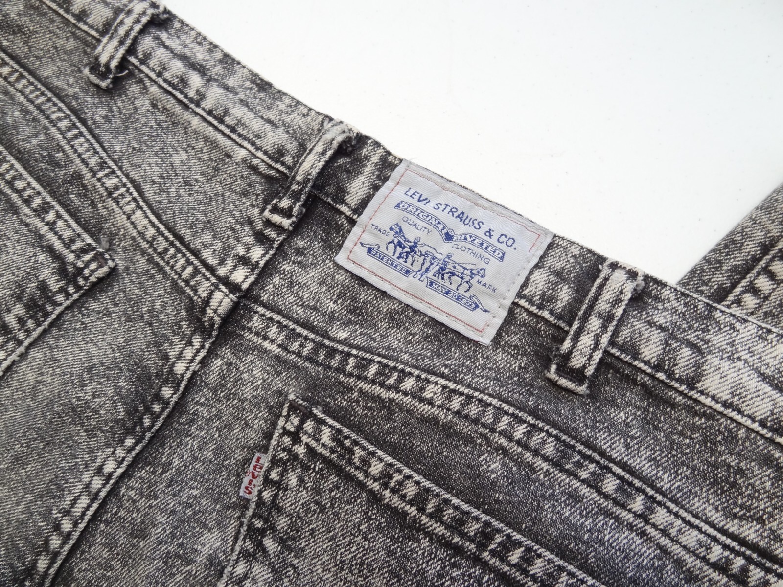 Levi’s 36×34 Relaxed Fit Stretch Acid Wash 90s Jeans 1992 Silver Label Trevira